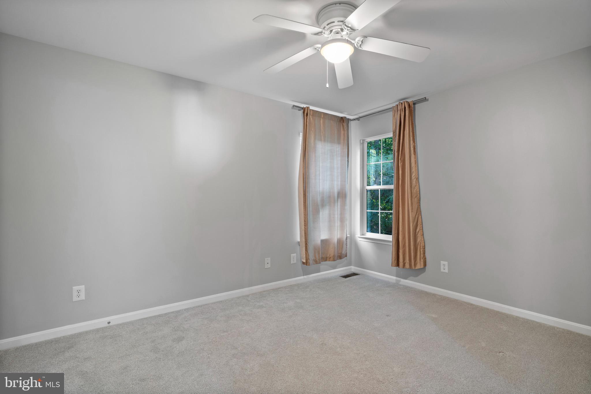 SOUTHWOODS - Residential