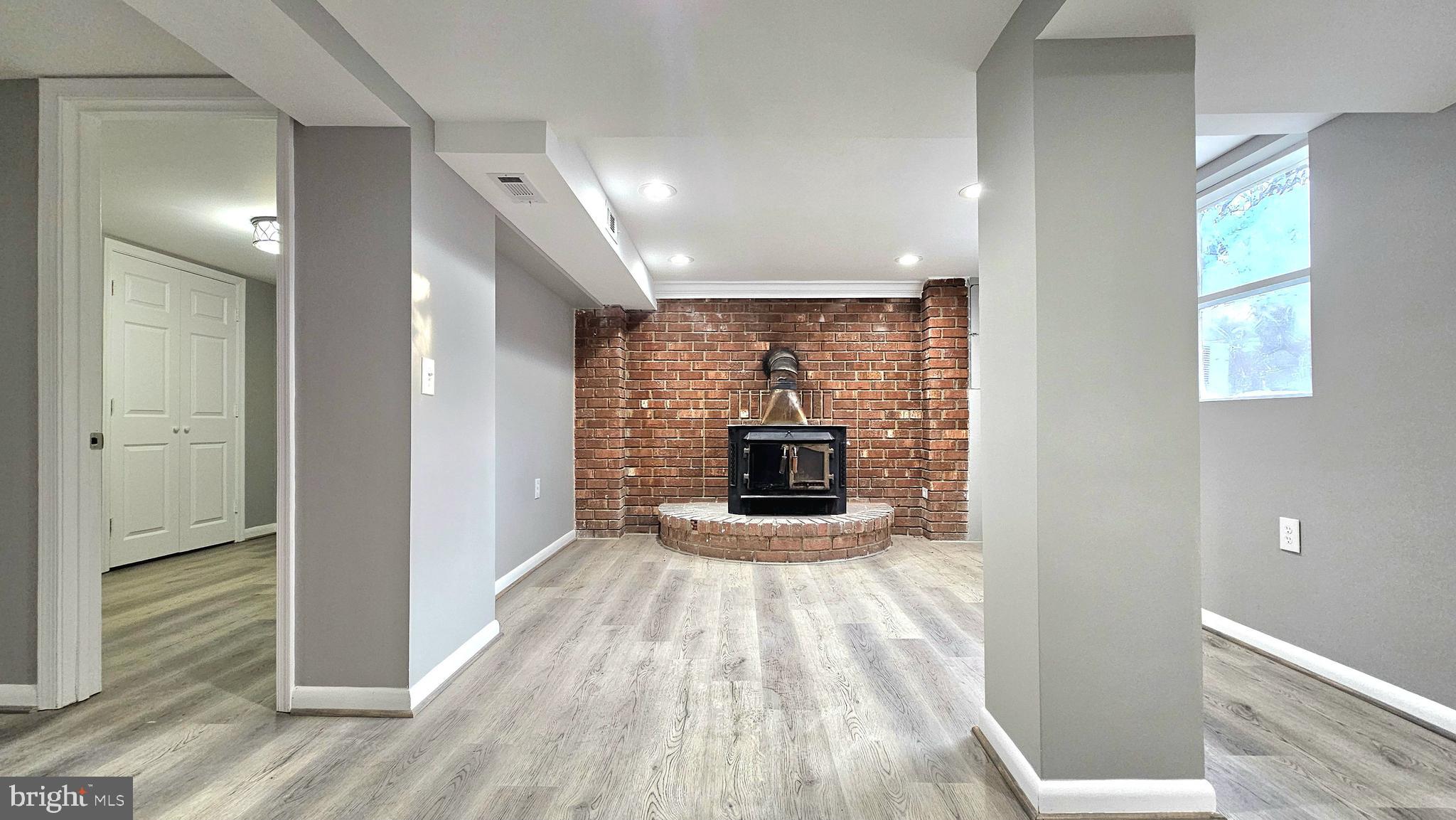 MARUMSCO VILLAGE - Residential Lease