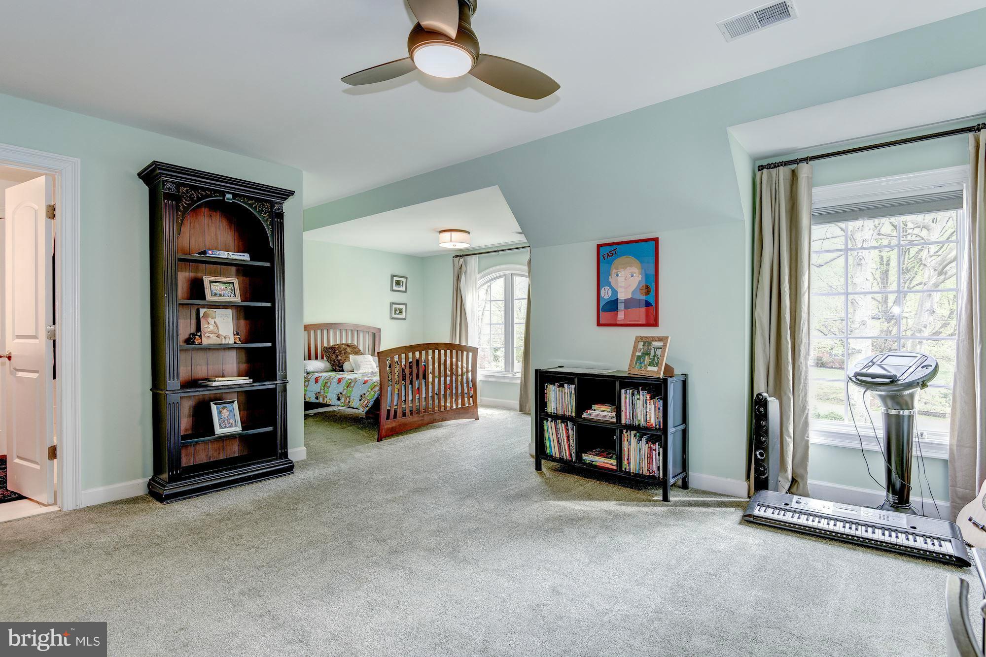 LANGLEY FOREST - Residential