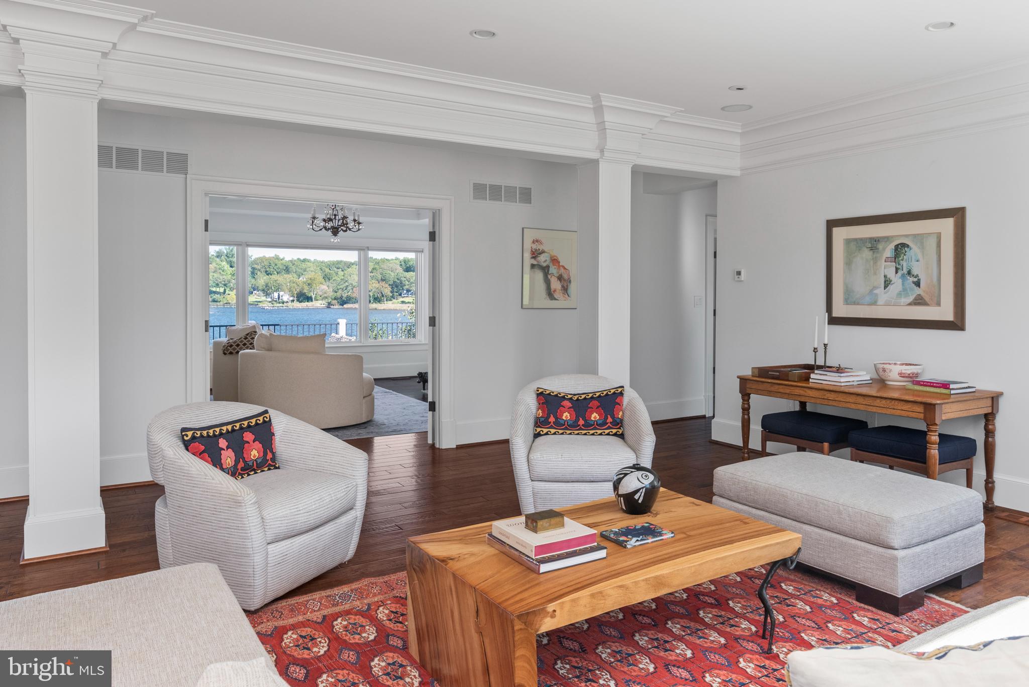 THE DOWNS - Residential