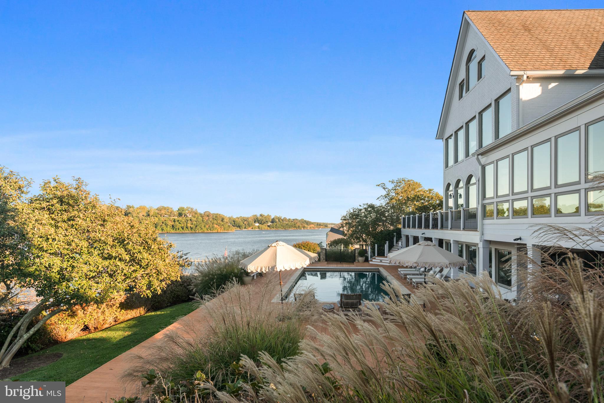 THE DOWNS - Residential