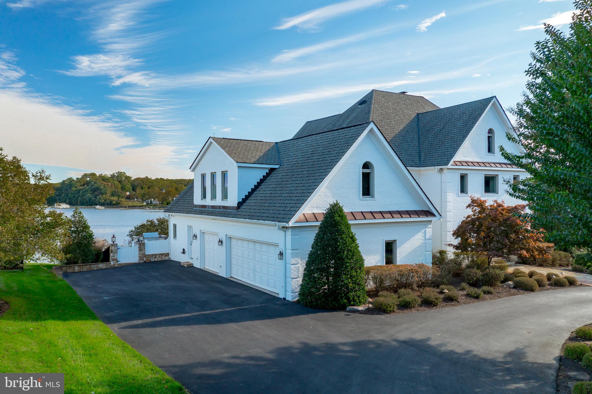THE DOWNS - Residential