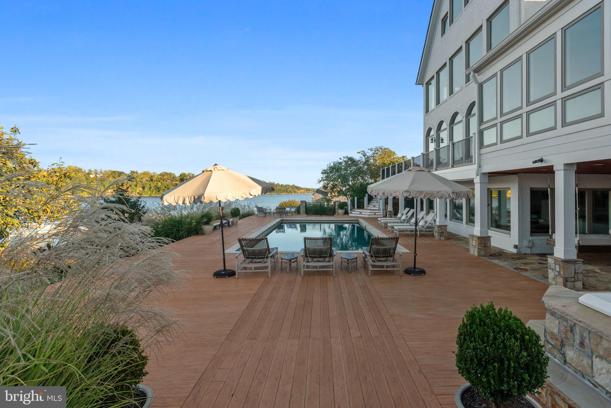 THE DOWNS - Residential
