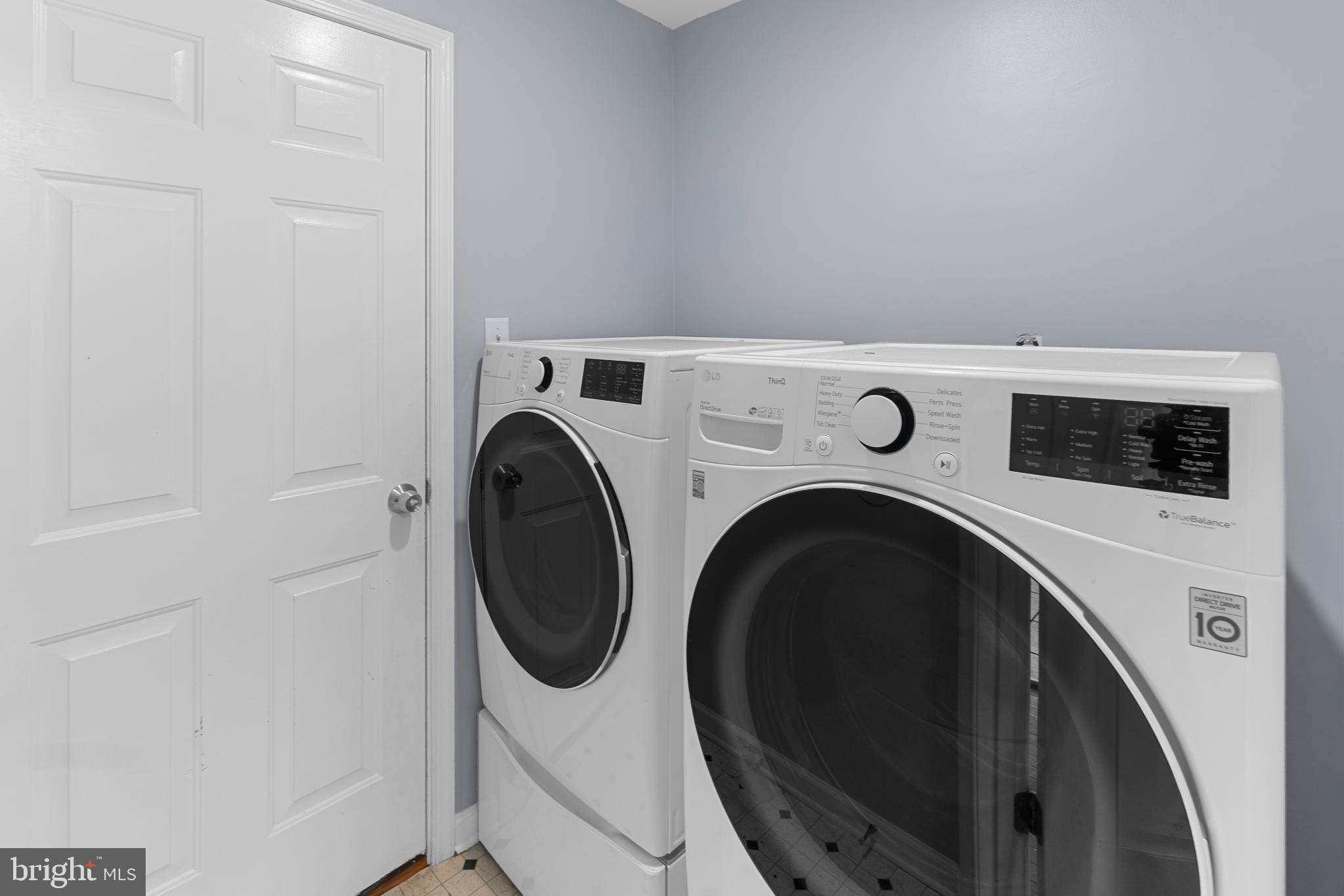 BALLENGER CROSSING - Residential