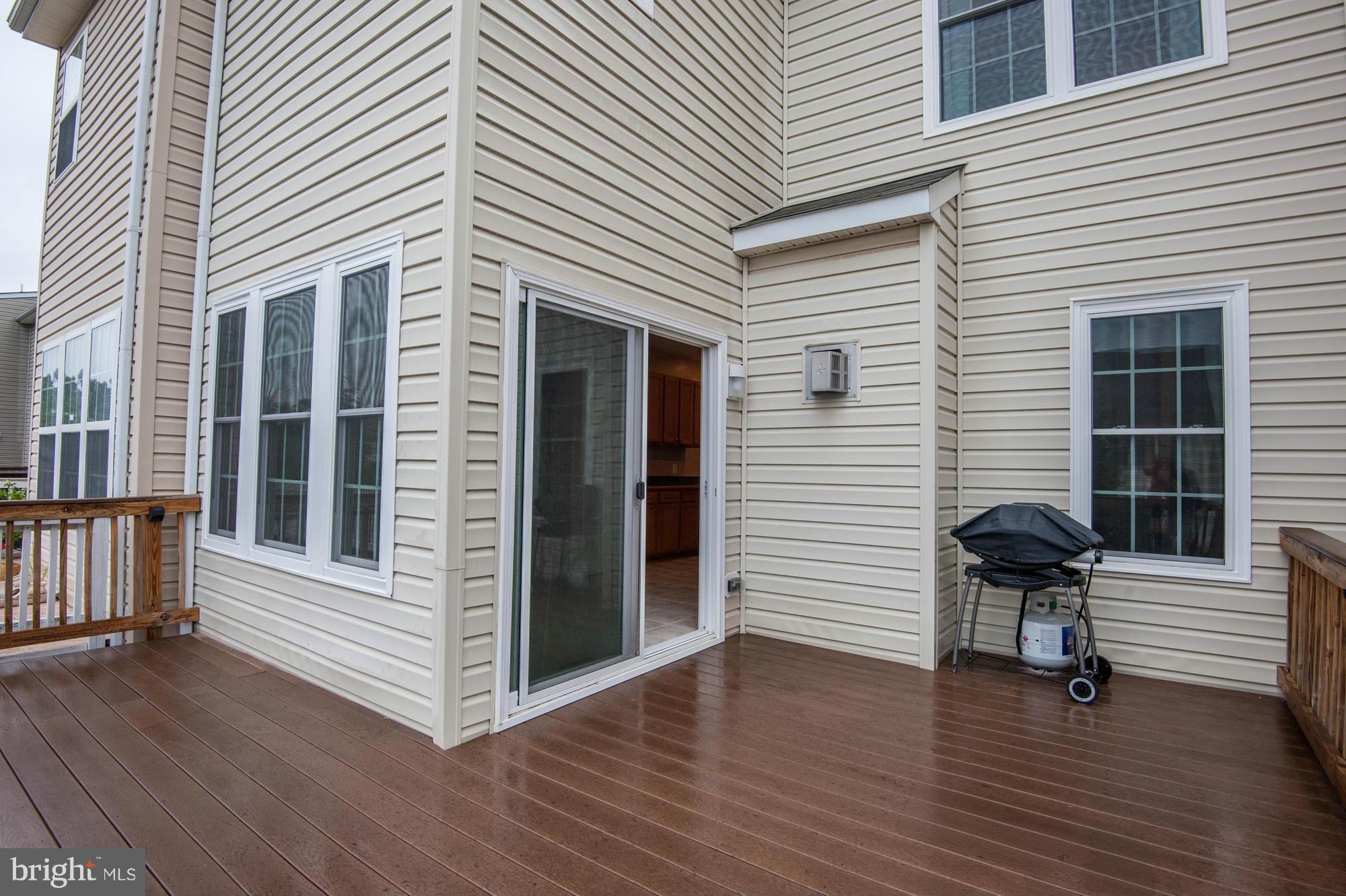 SOUTH RIDING - Residential