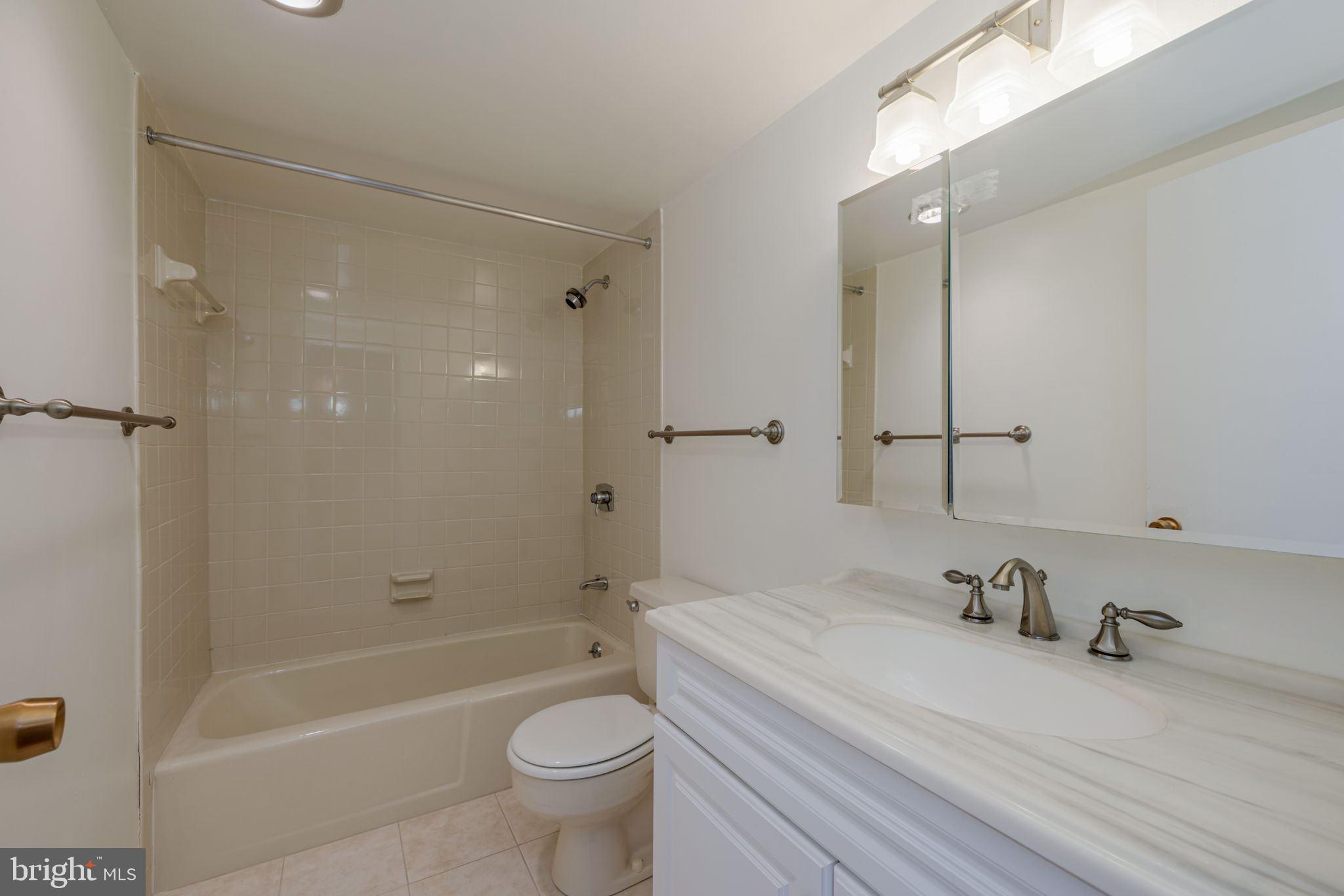 TOWER VILLAS - Residential