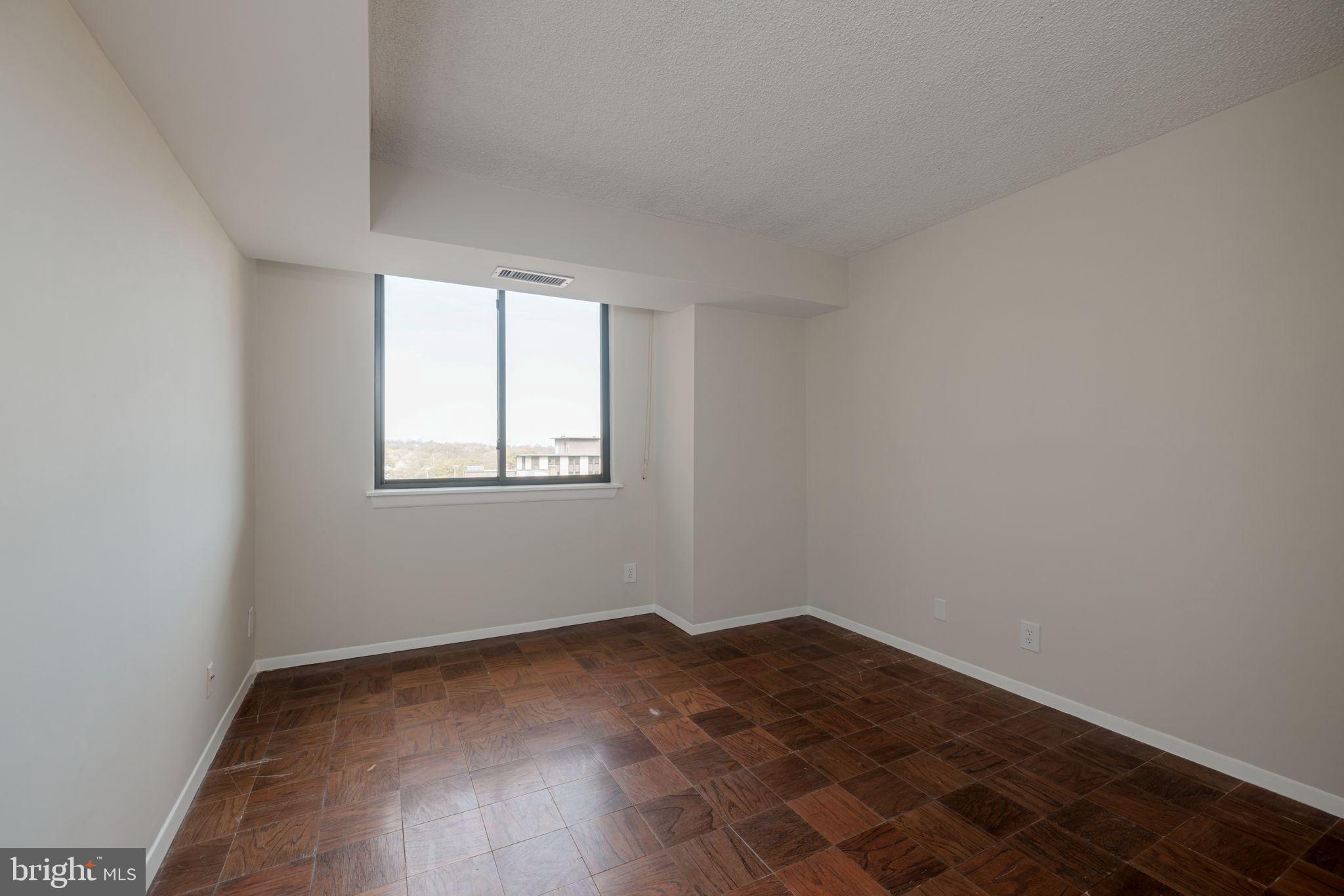 TOWER VILLAS - Residential