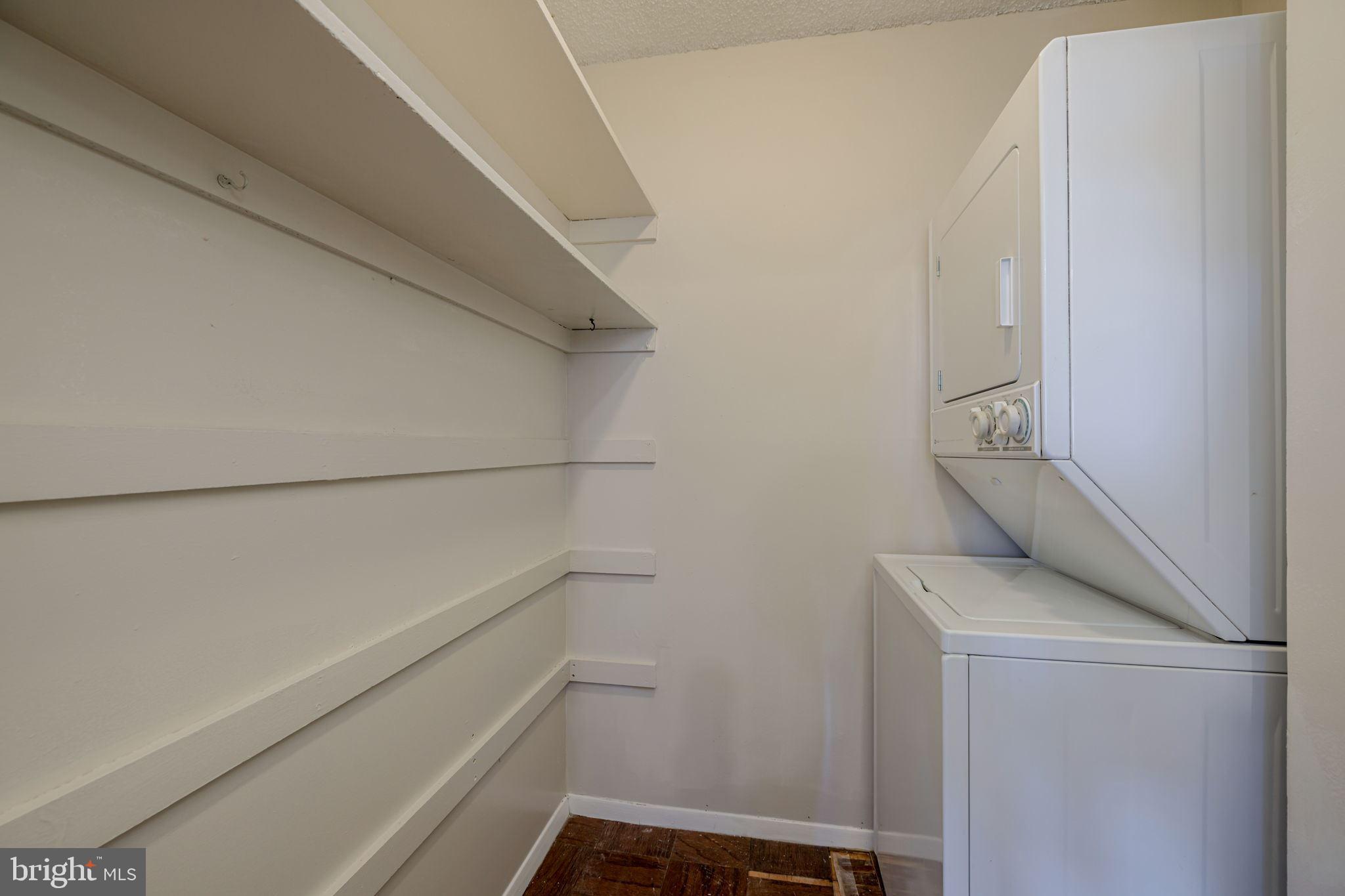 TOWER VILLAS - Residential