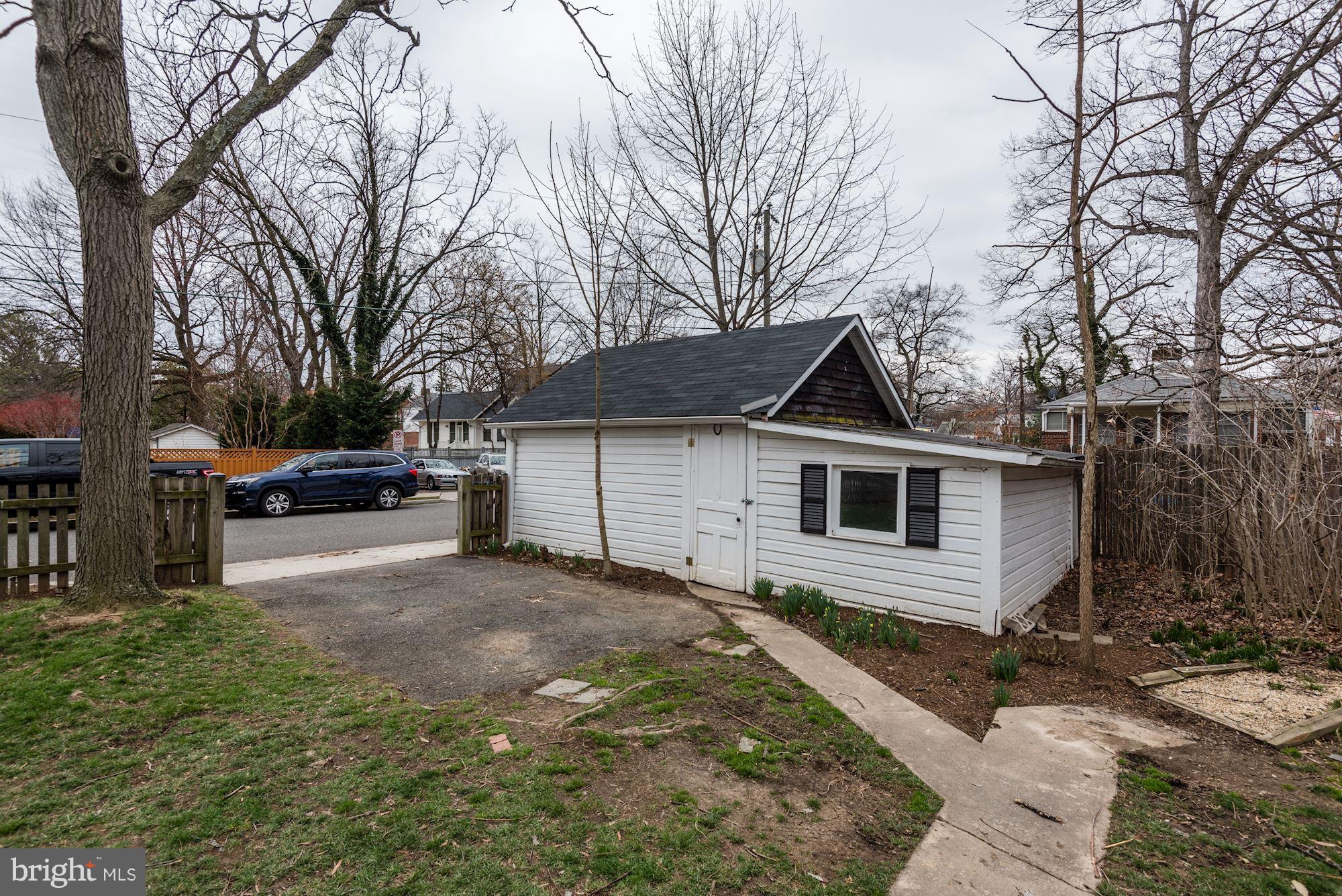 BALLSTON - Residential