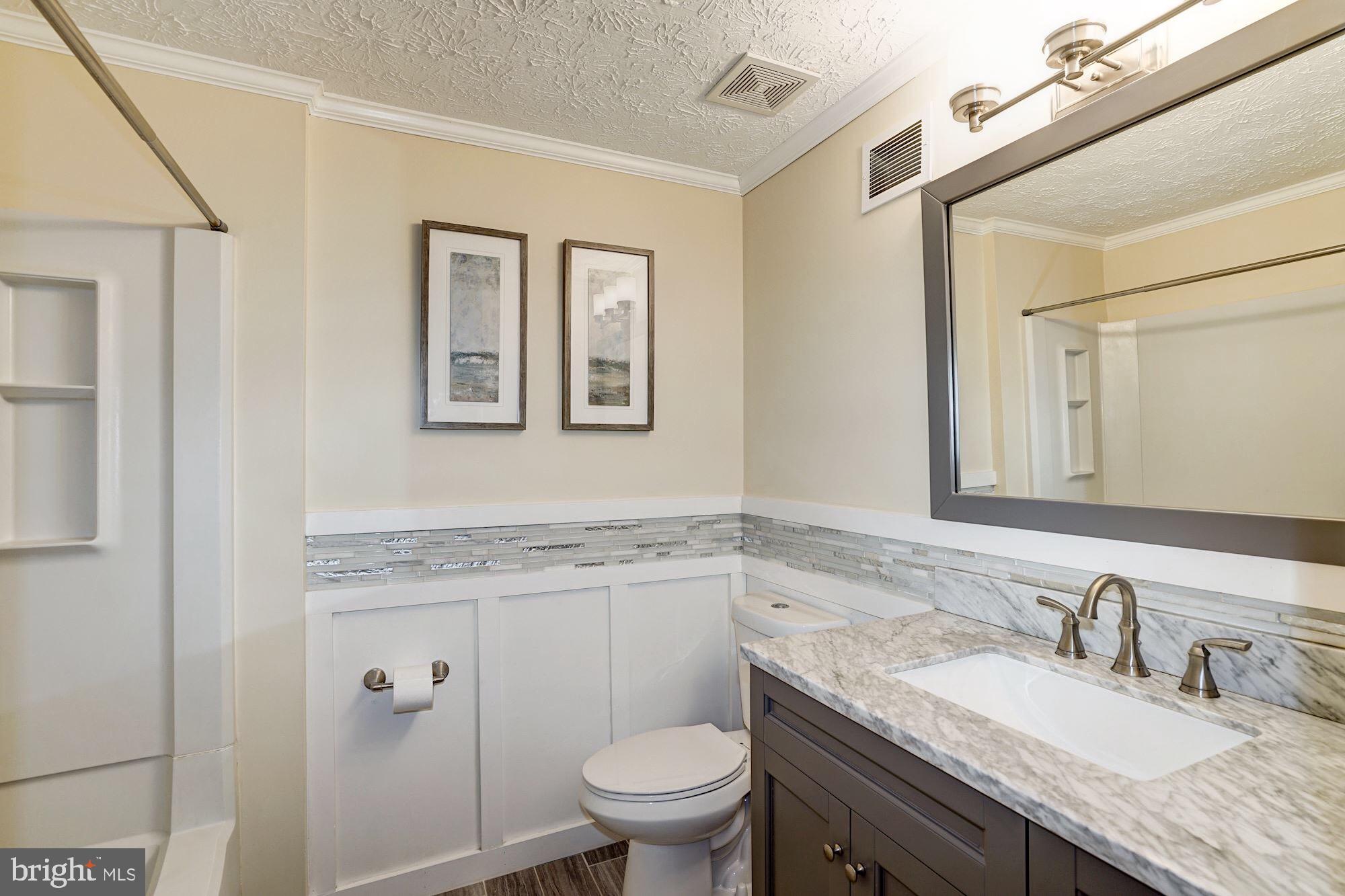 GLENWOOD MANOR - Residential