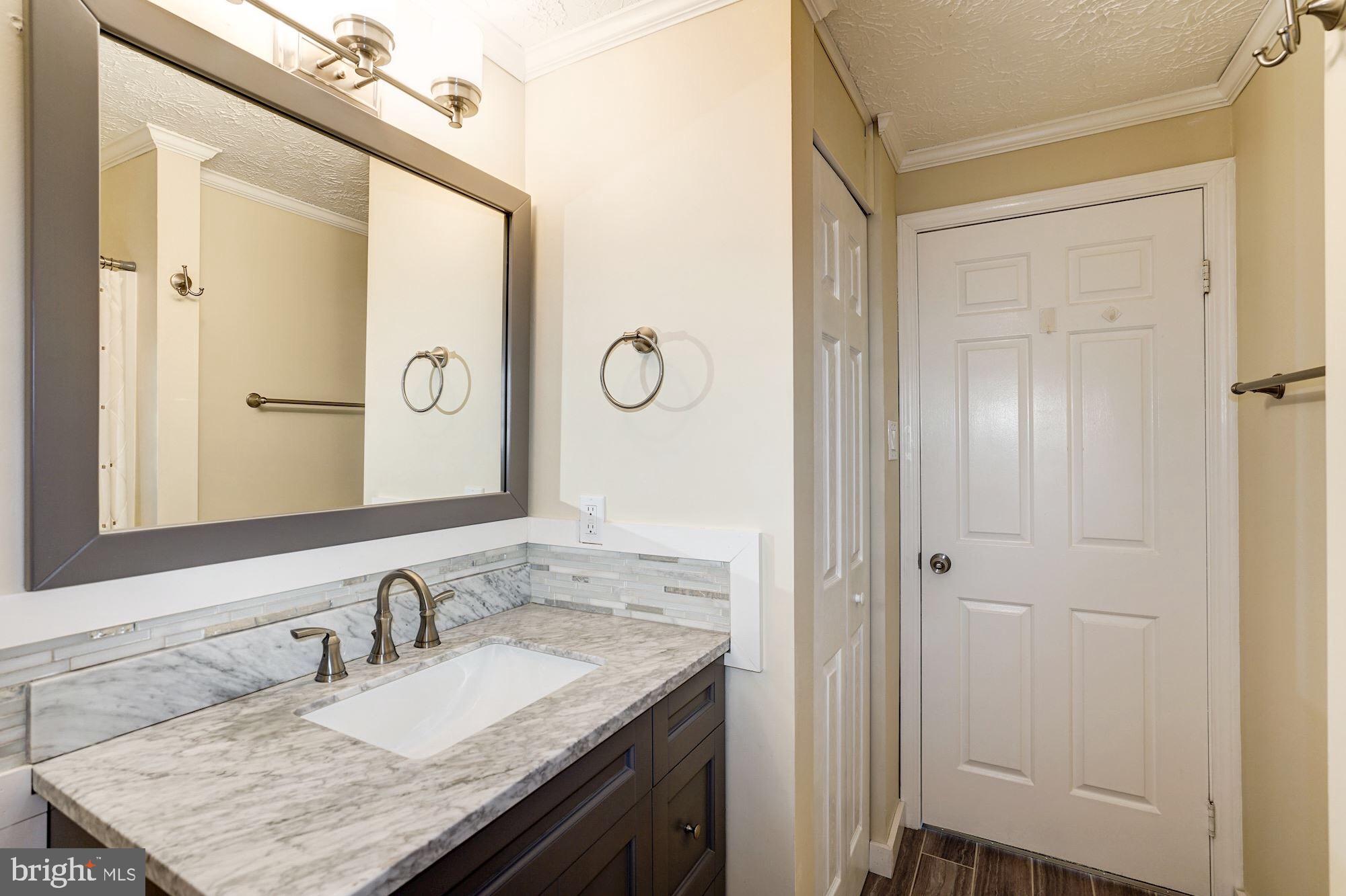 GLENWOOD MANOR - Residential