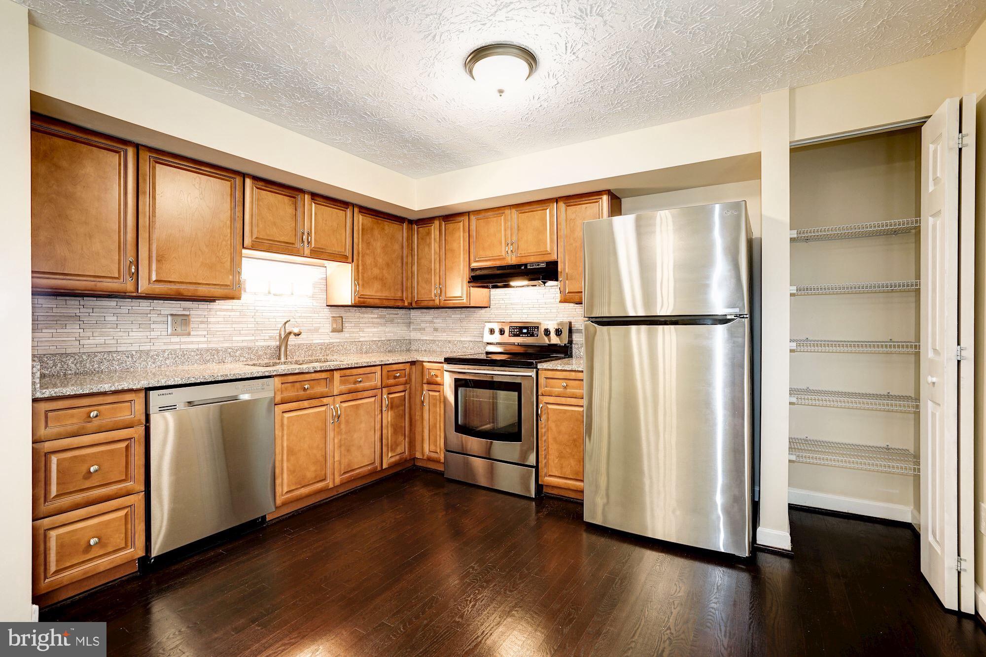 GLENWOOD MANOR - Residential