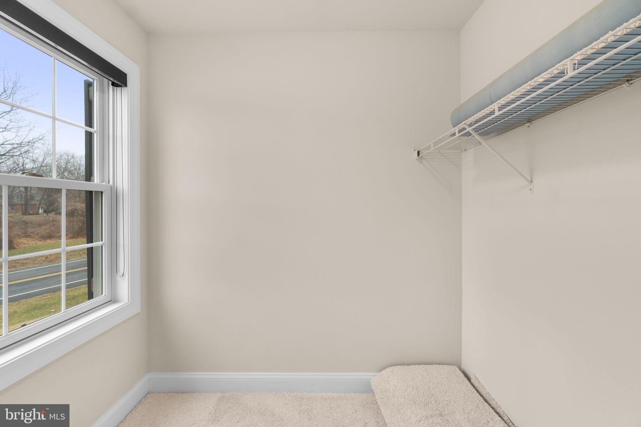 WATERS EDGE - Residential