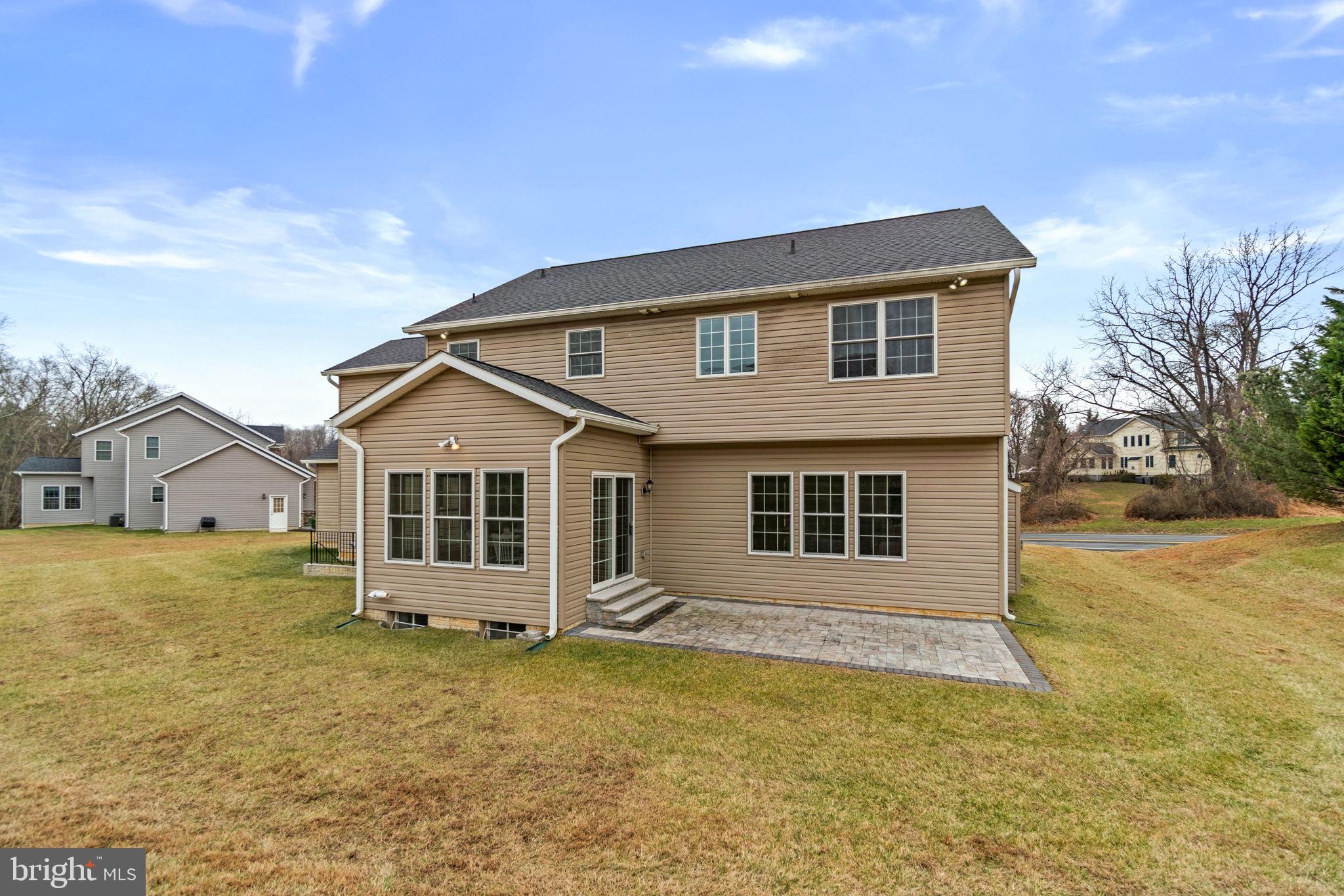 WATERS EDGE - Residential