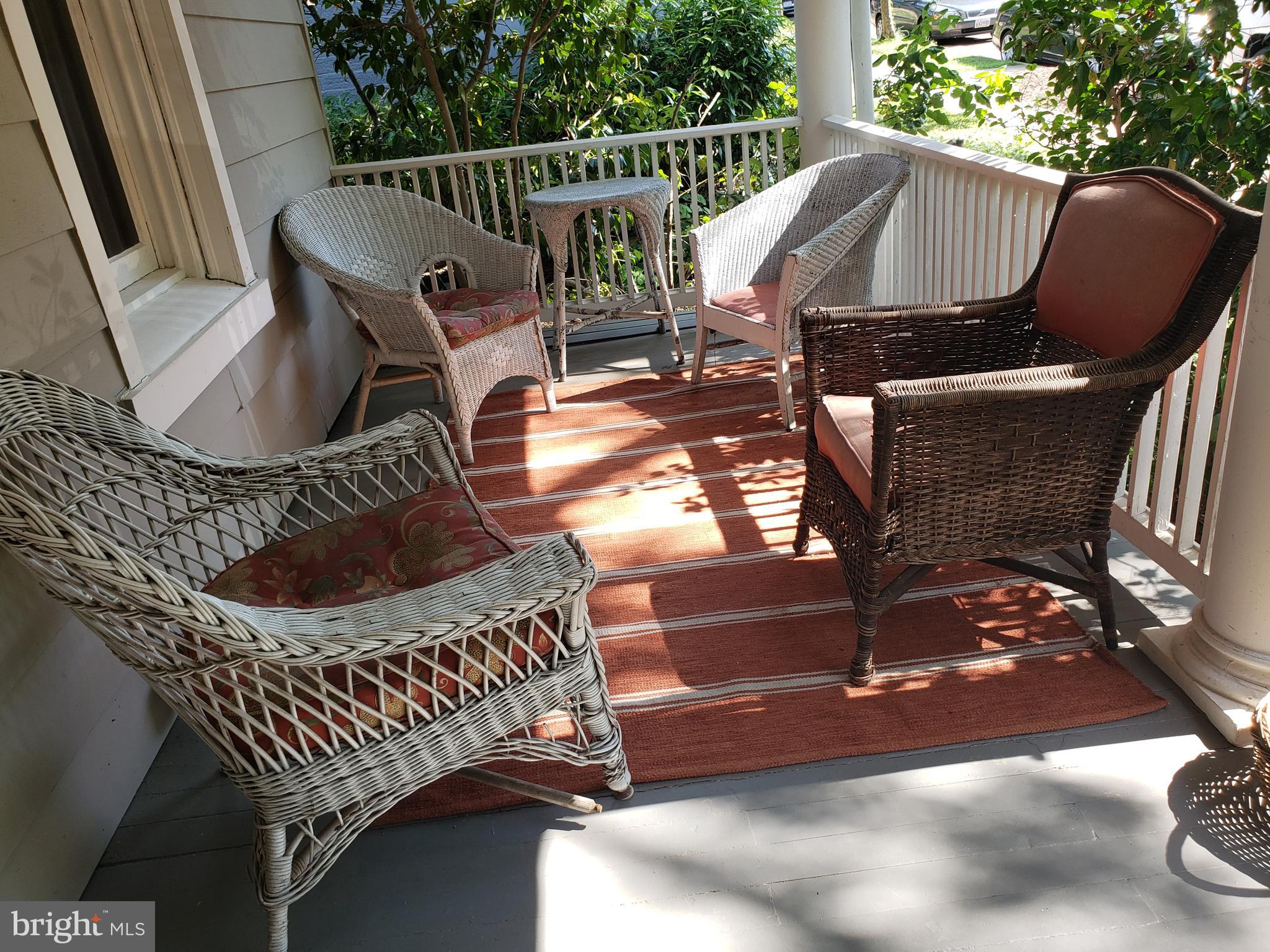 ROSEMONT PARK - Residential