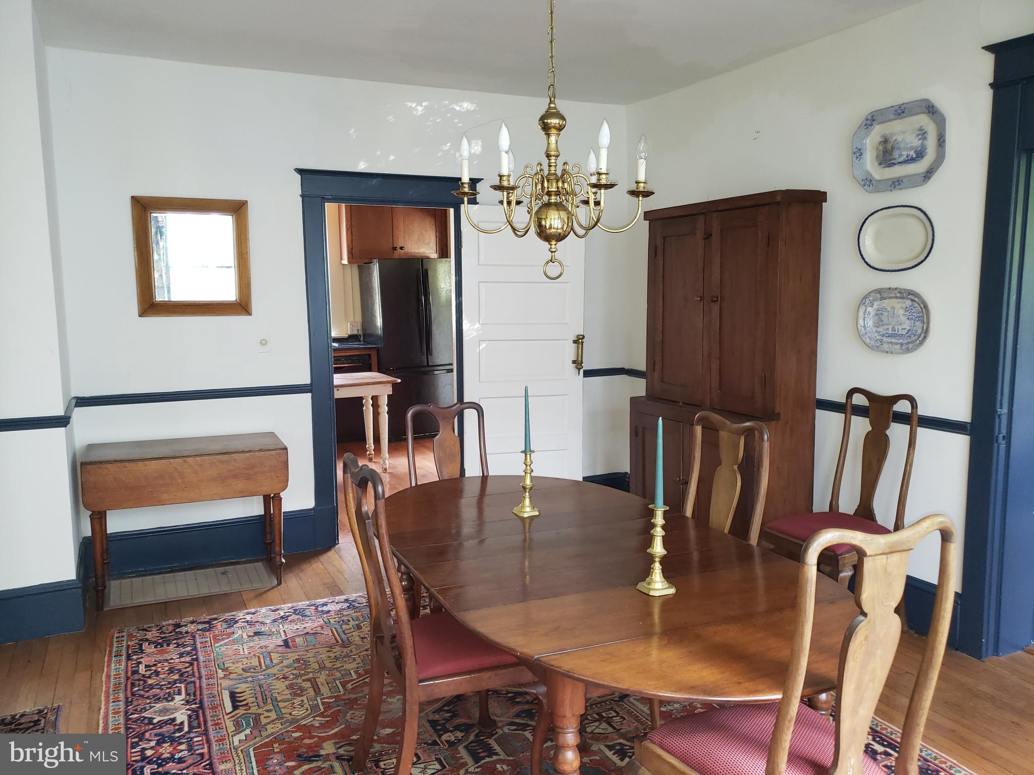 ROSEMONT PARK - Residential