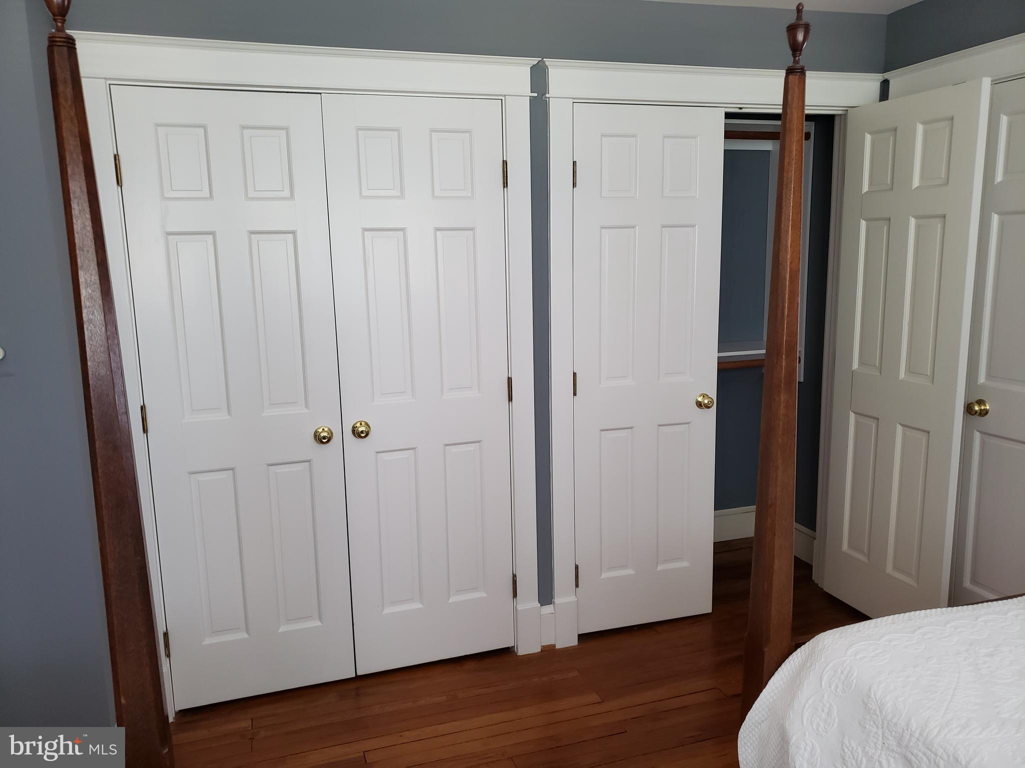 ROSEMONT PARK - Residential