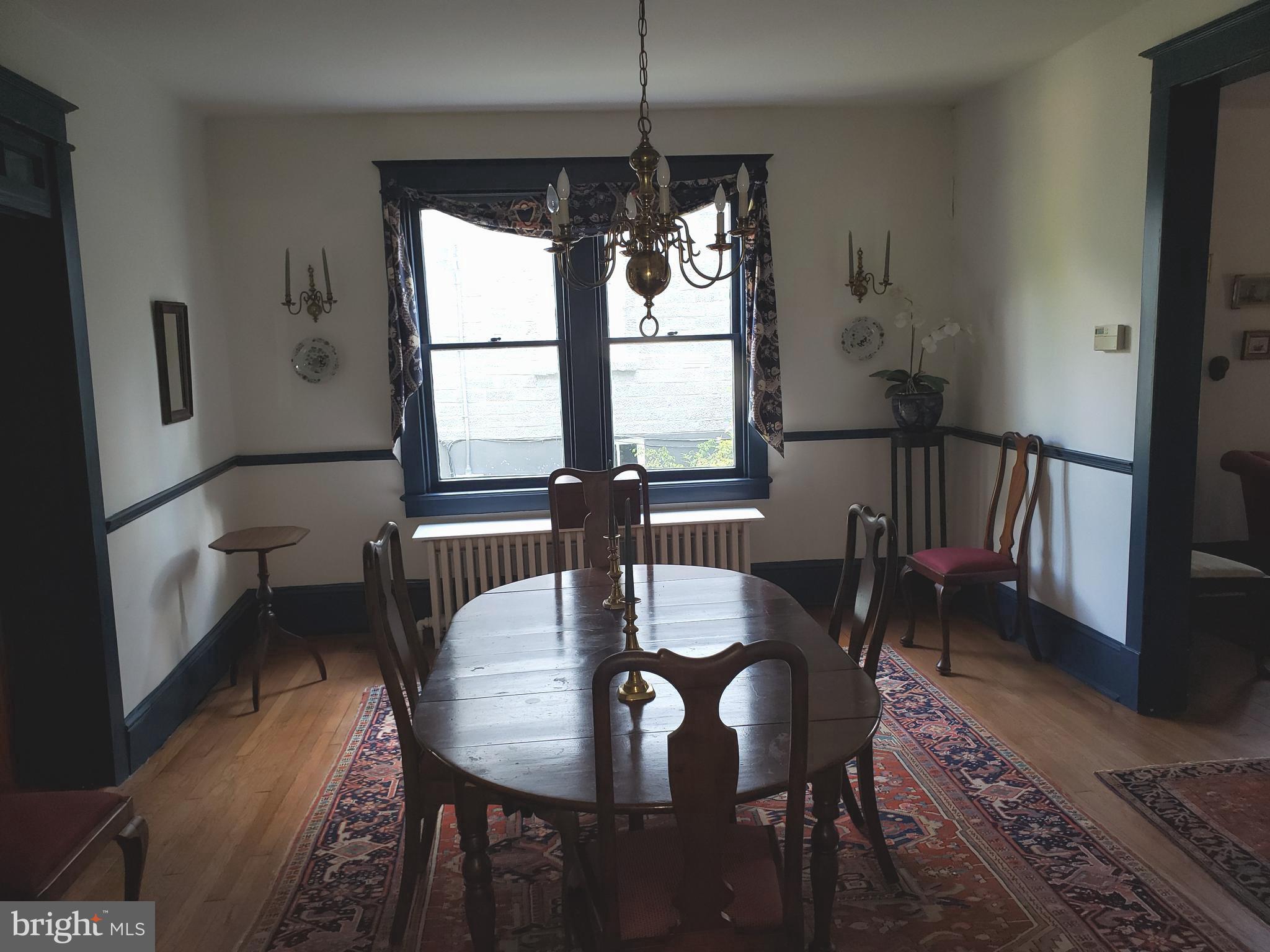 ROSEMONT PARK - Residential