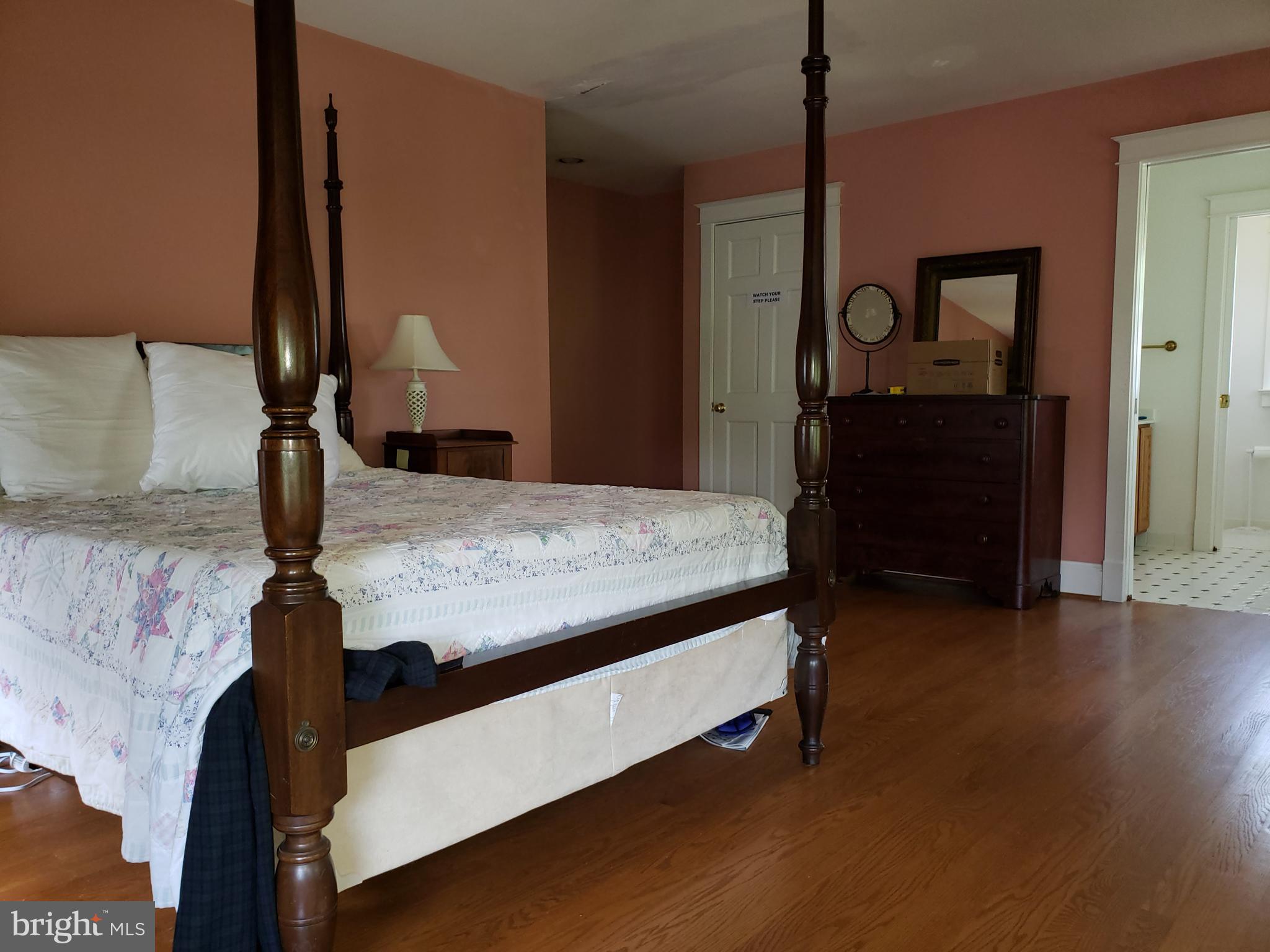 ROSEMONT PARK - Residential