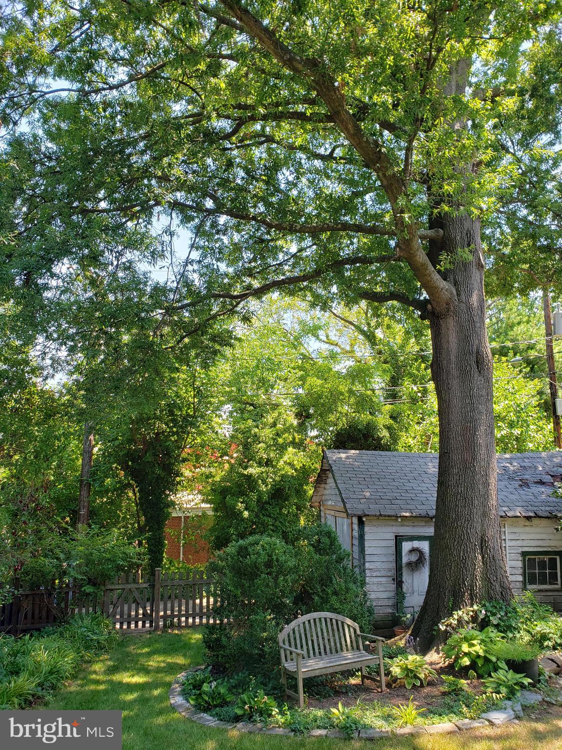 ROSEMONT PARK - Residential