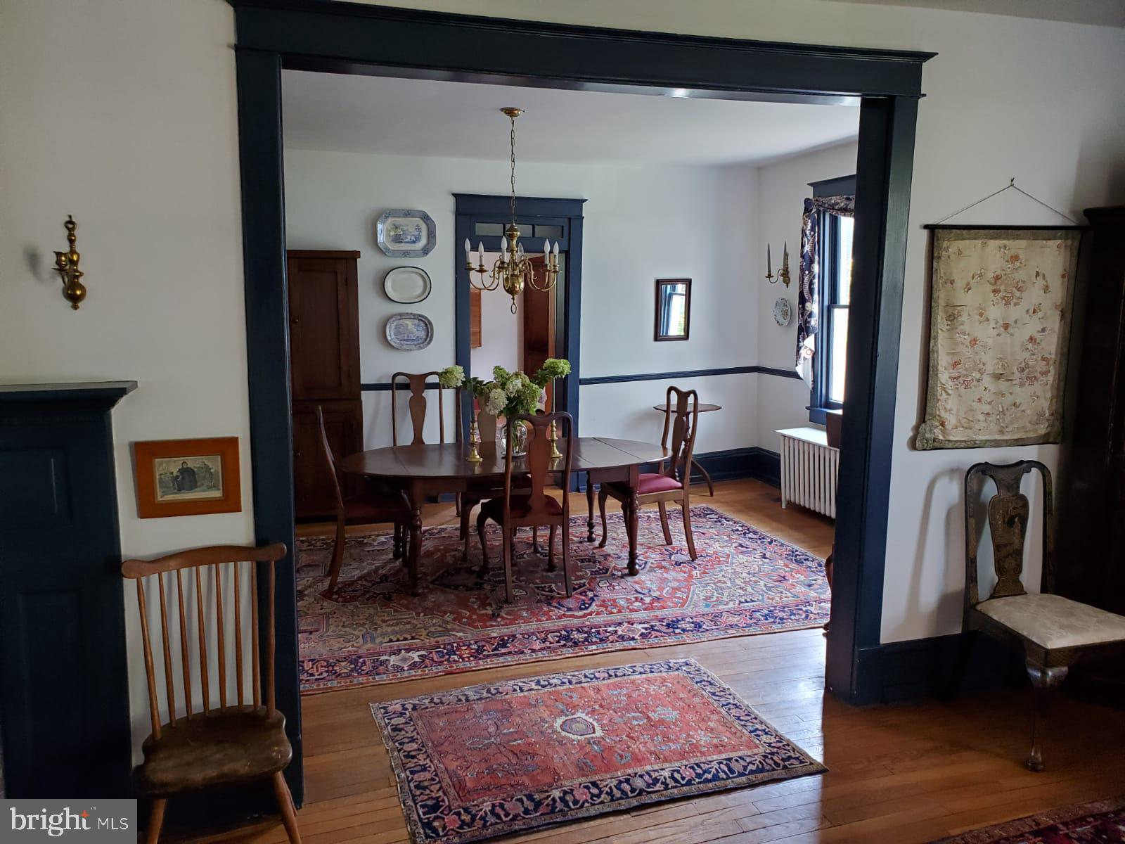 ROSEMONT PARK - Residential