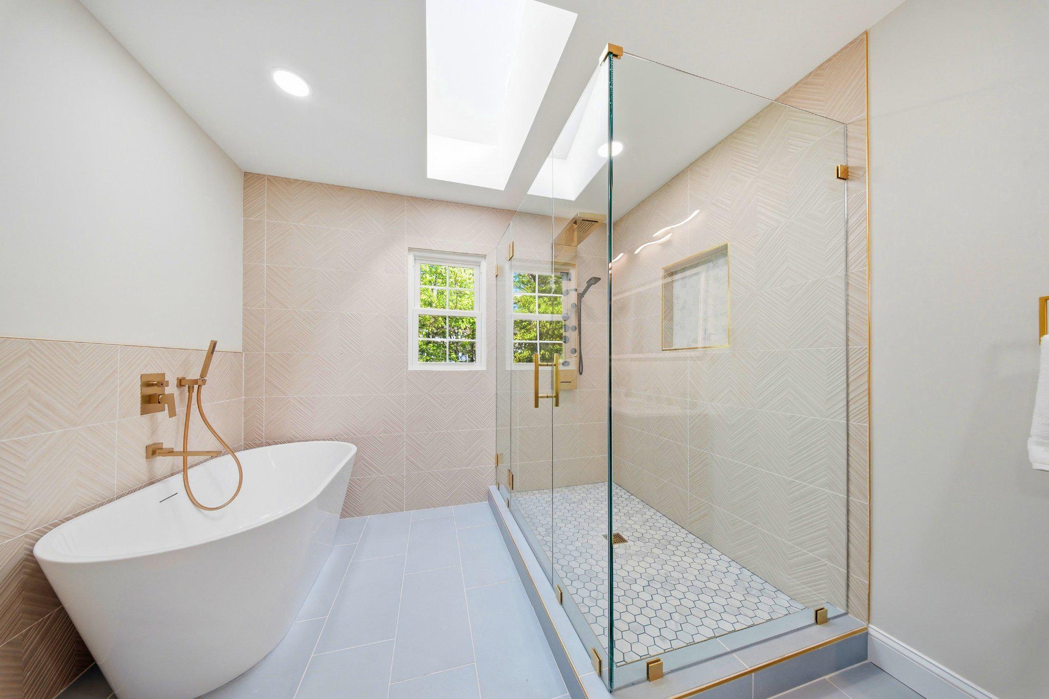 LITTLE ROCKY RUN - Residential