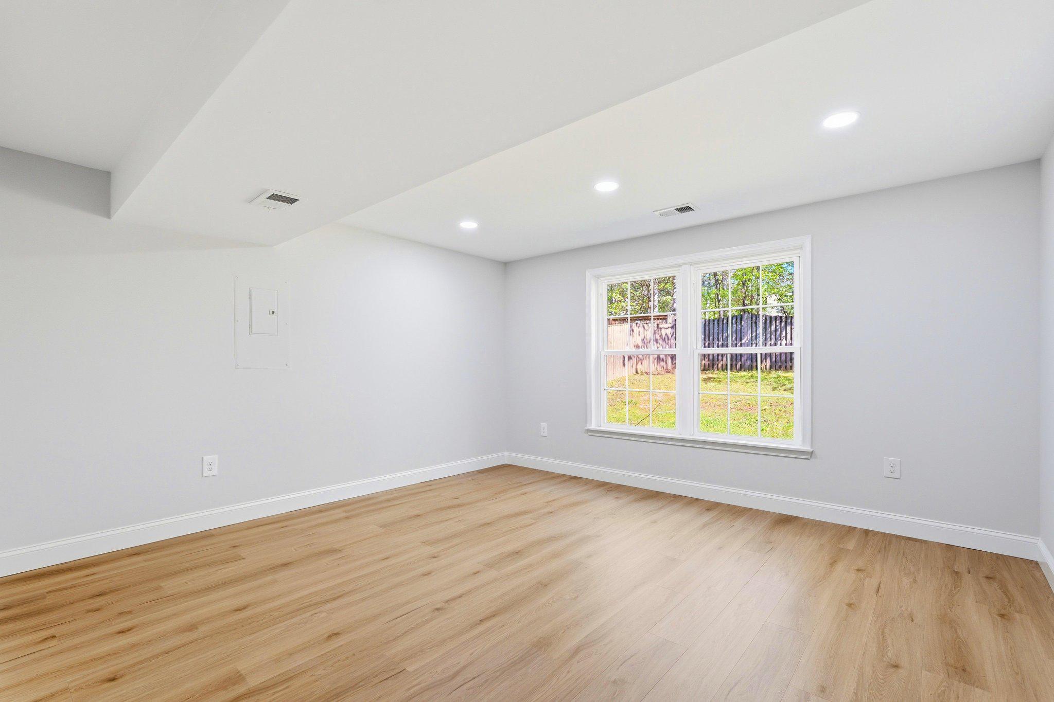 LITTLE ROCKY RUN - Residential