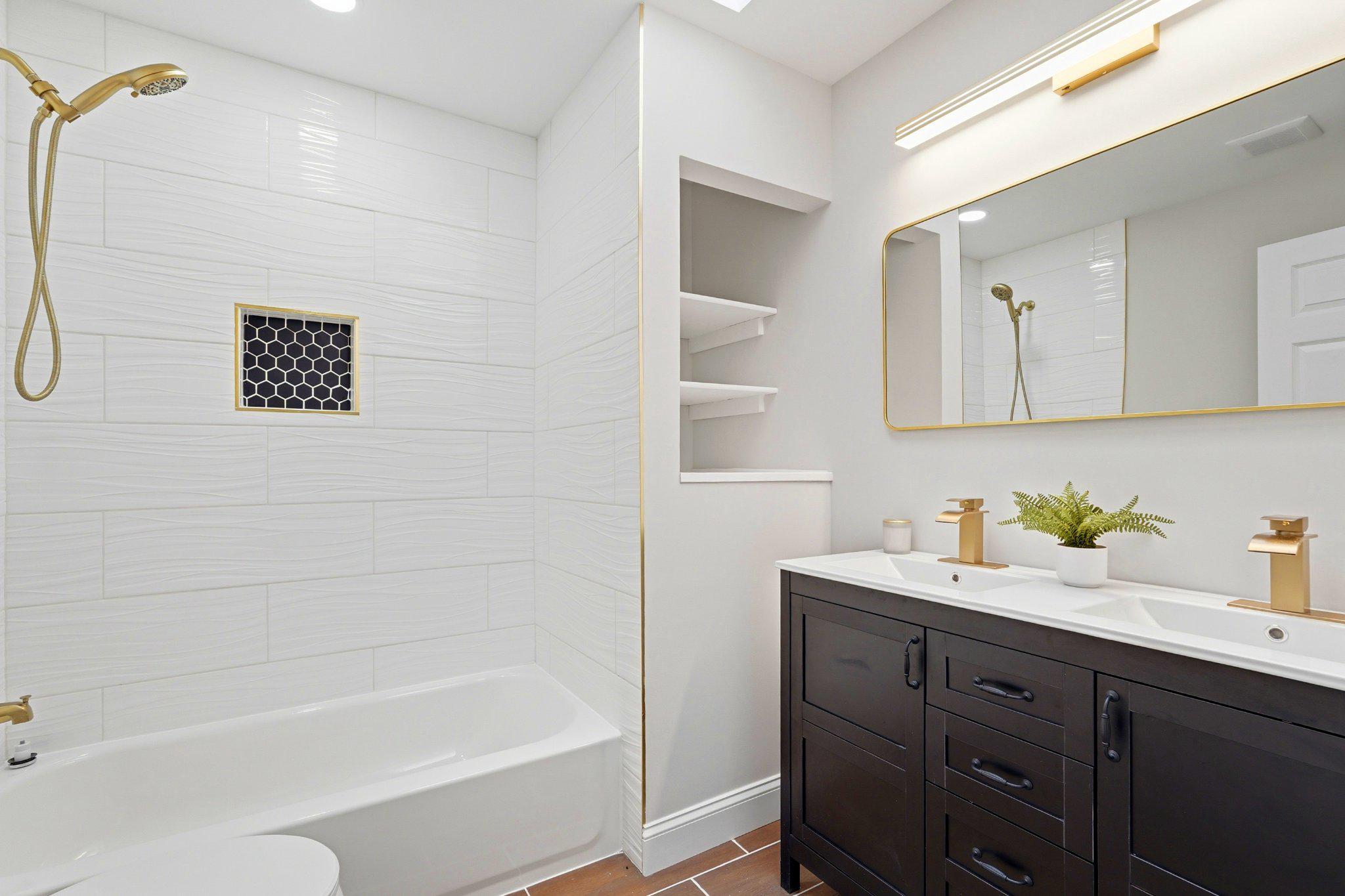 LITTLE ROCKY RUN - Residential