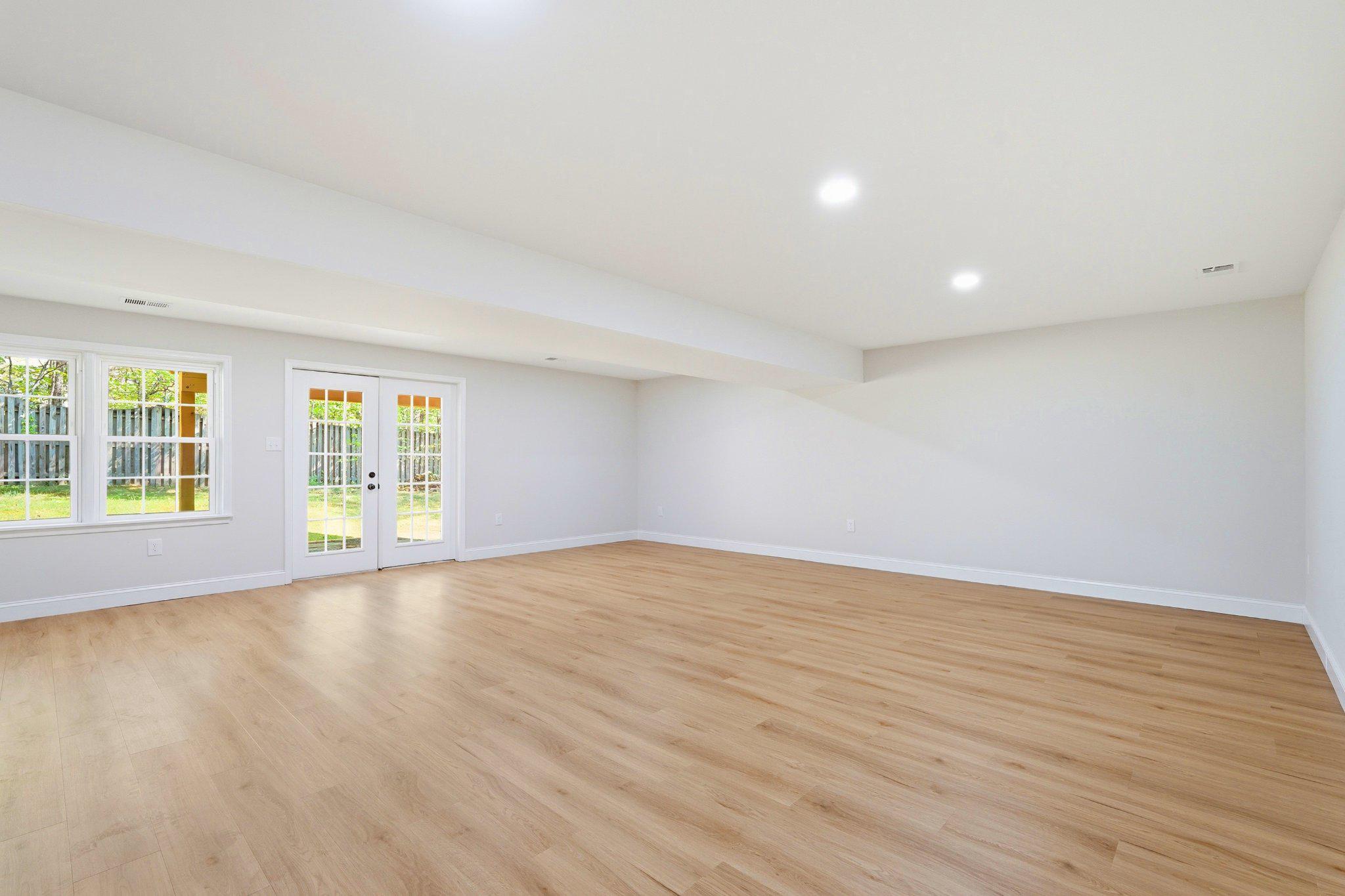 LITTLE ROCKY RUN - Residential