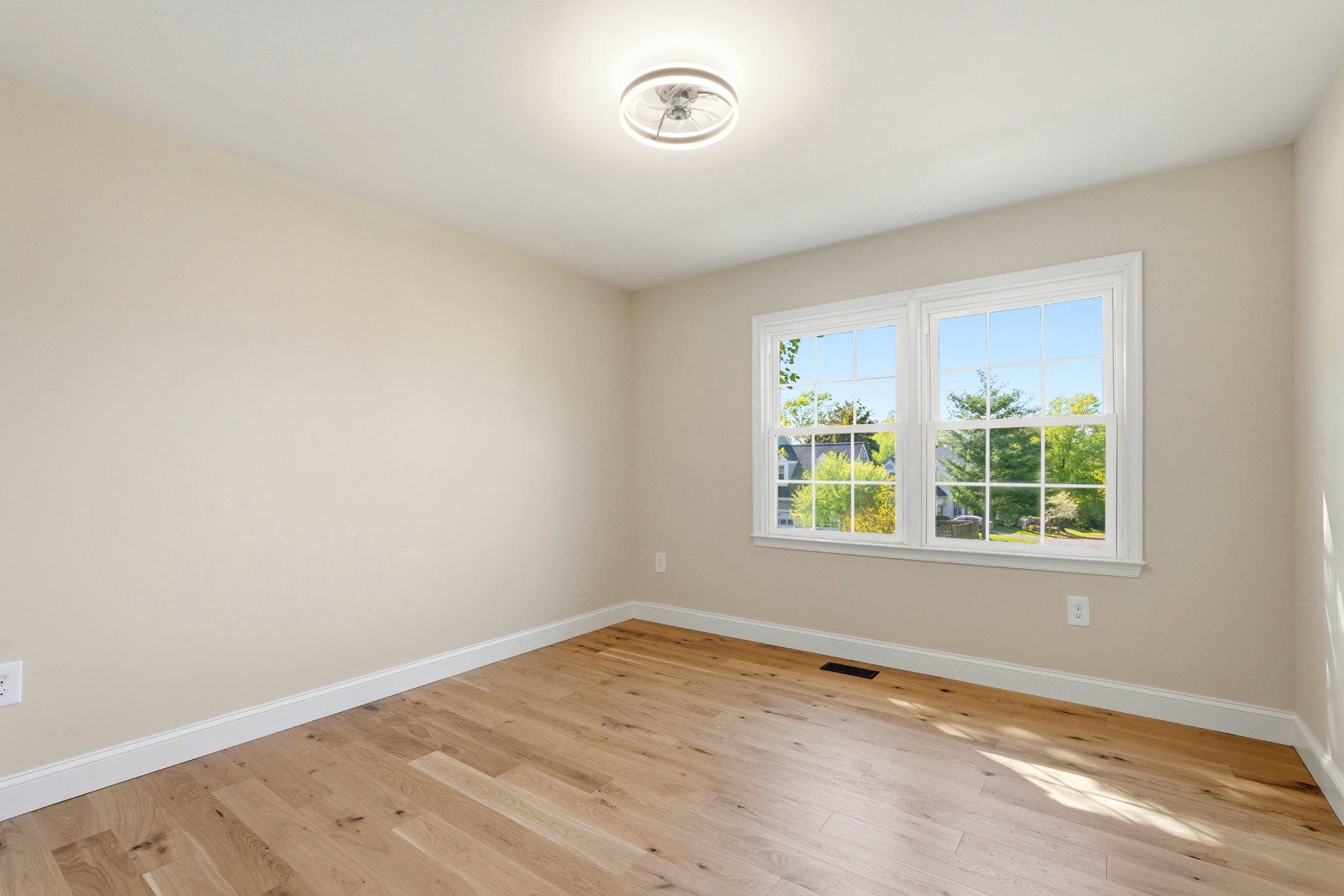 LITTLE ROCKY RUN - Residential