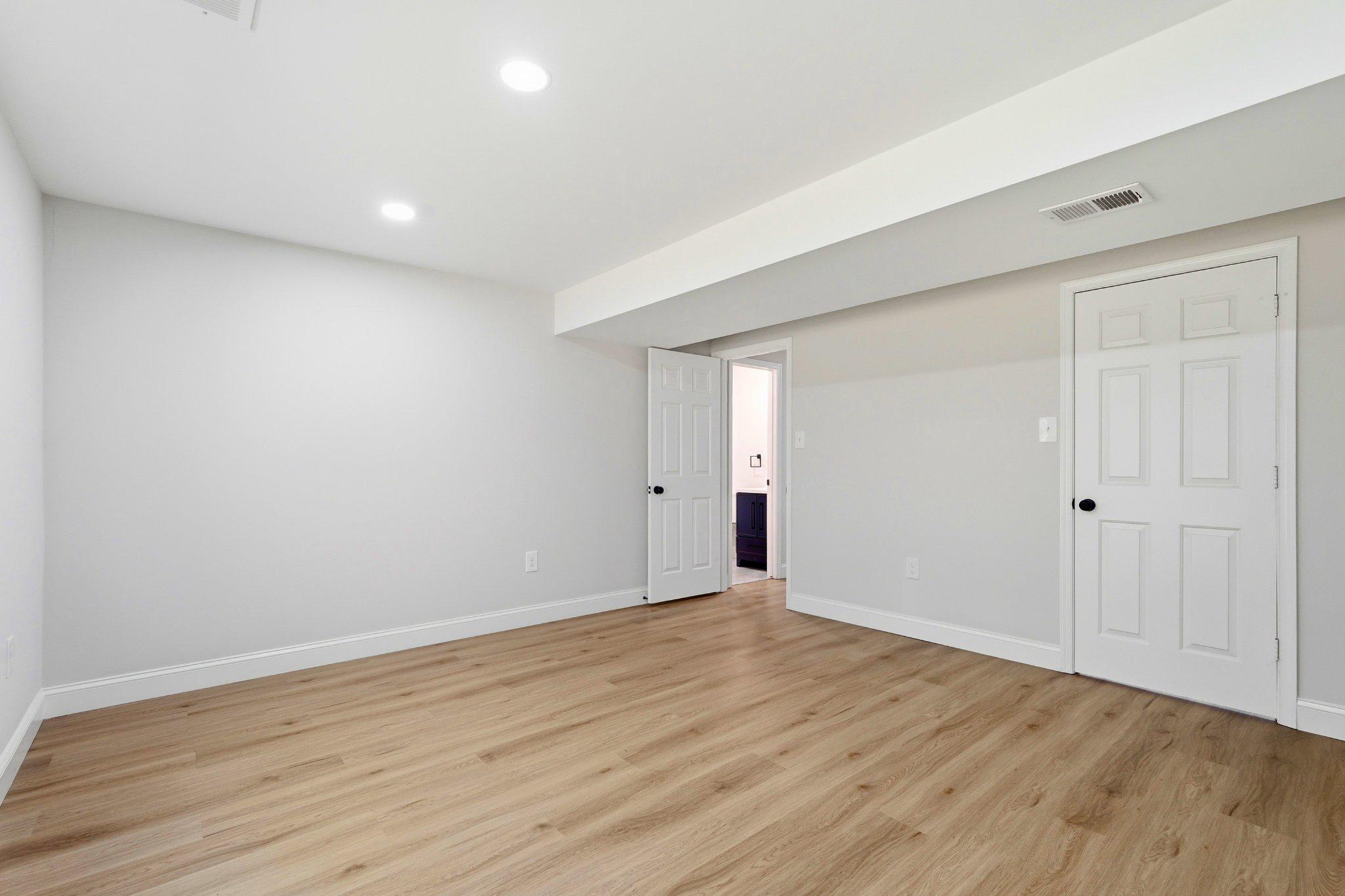 LITTLE ROCKY RUN - Residential