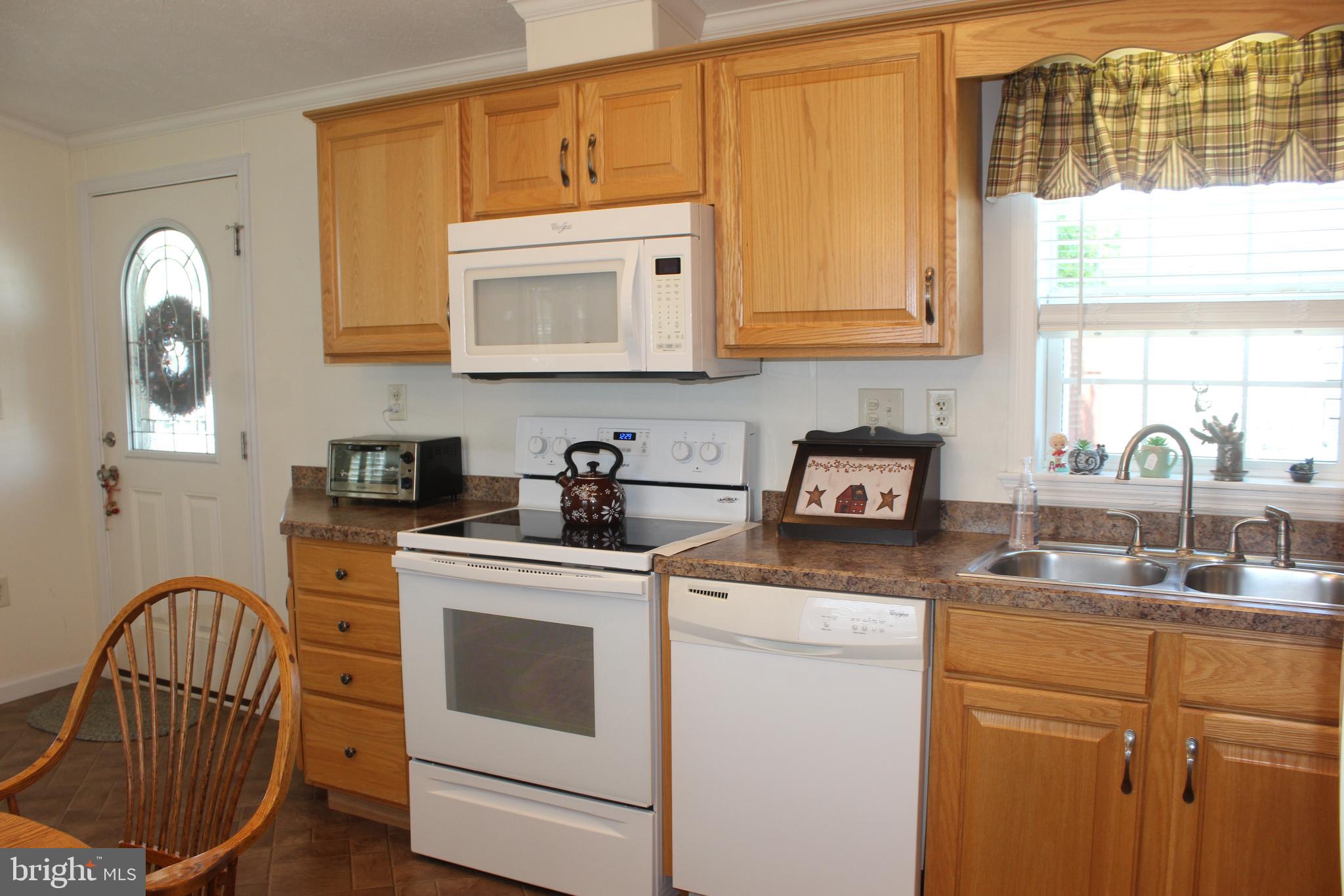 185 ROCK ROAD 13