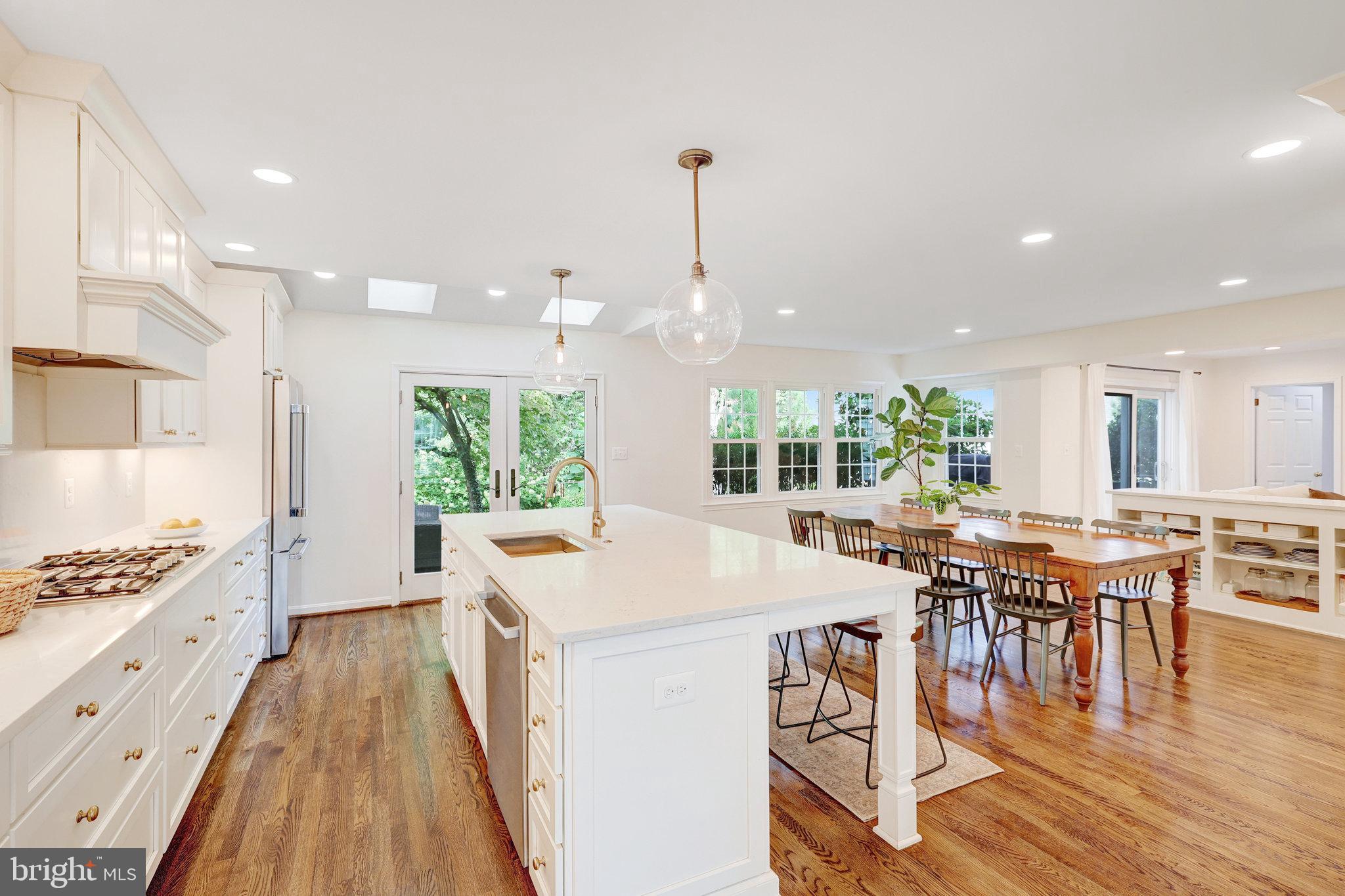 CLARKS CROSSING - Residential