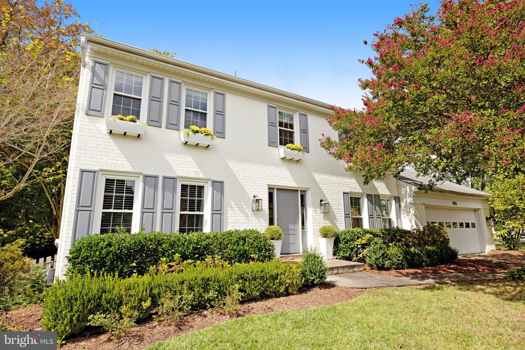 CLARKS CROSSING - Residential