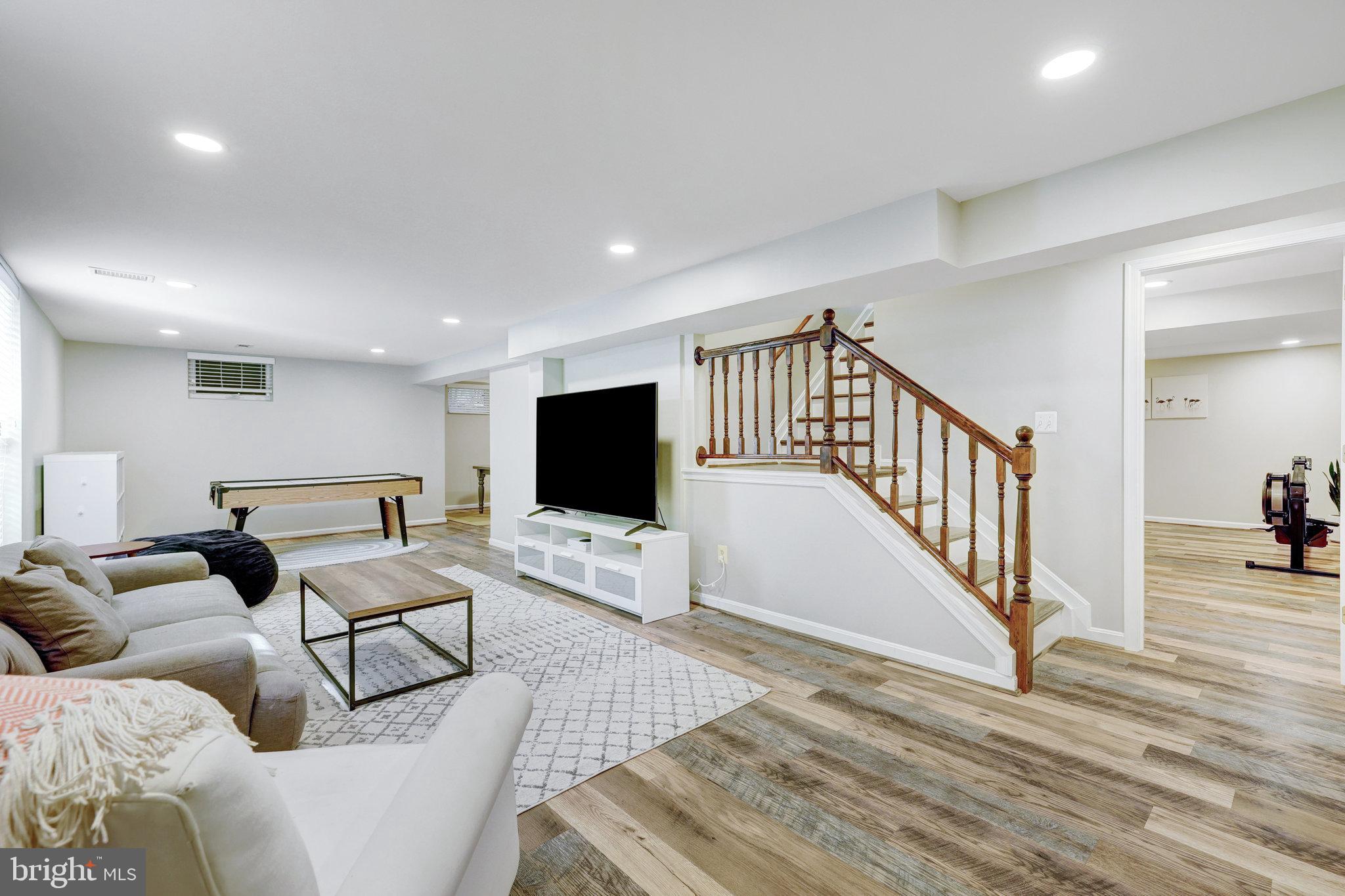 CLARKS CROSSING - Residential