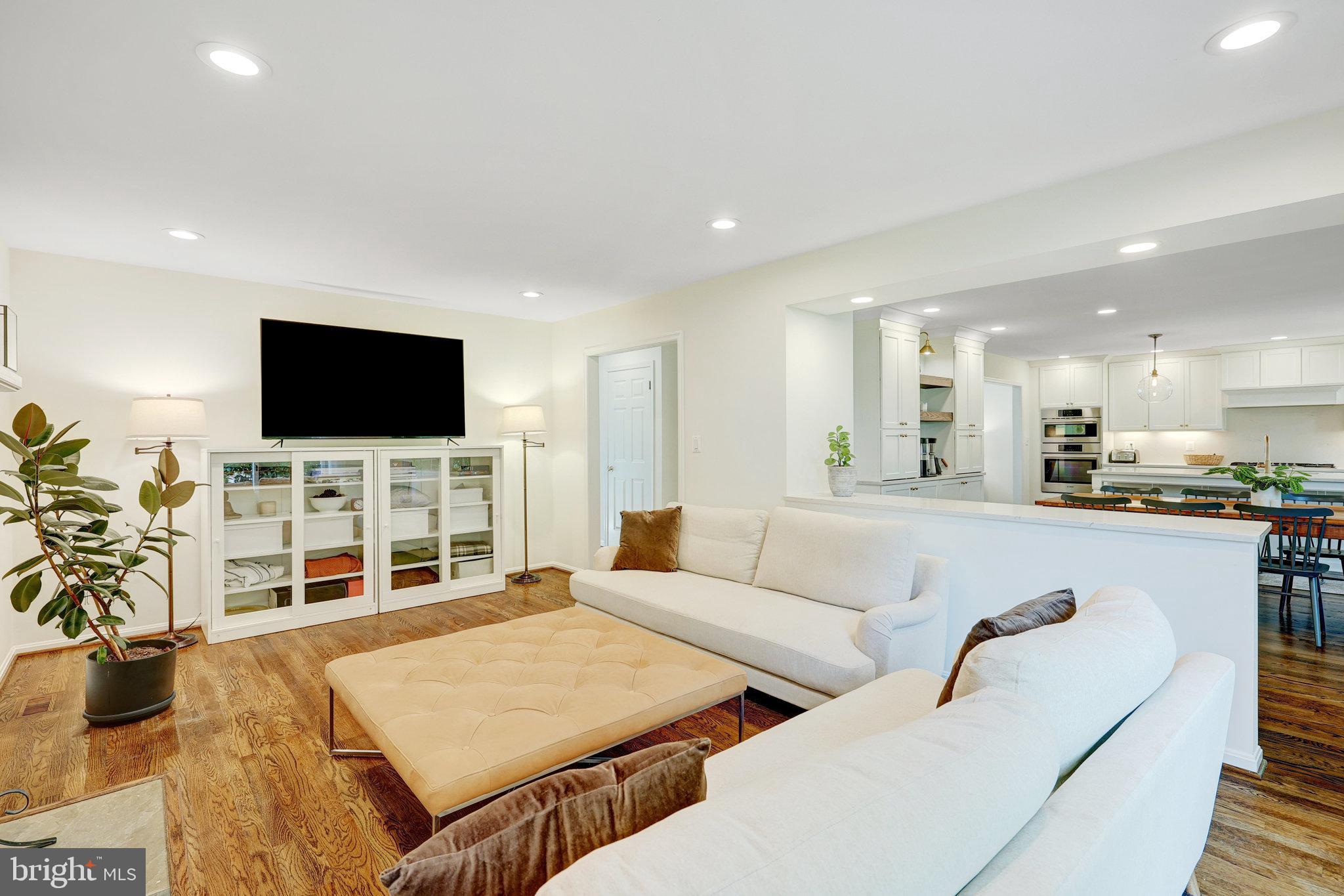 CLARKS CROSSING - Residential