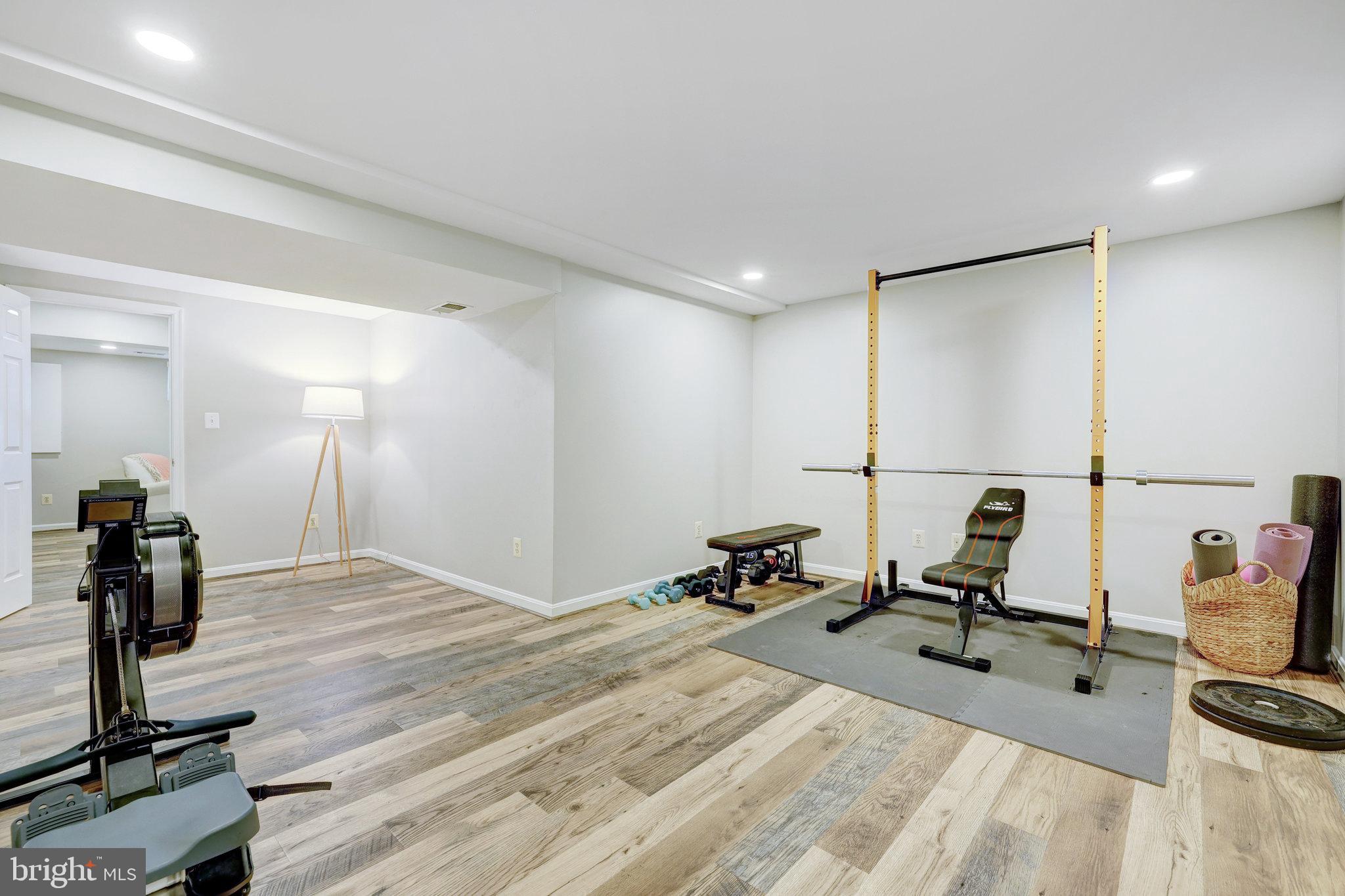 CLARKS CROSSING - Residential