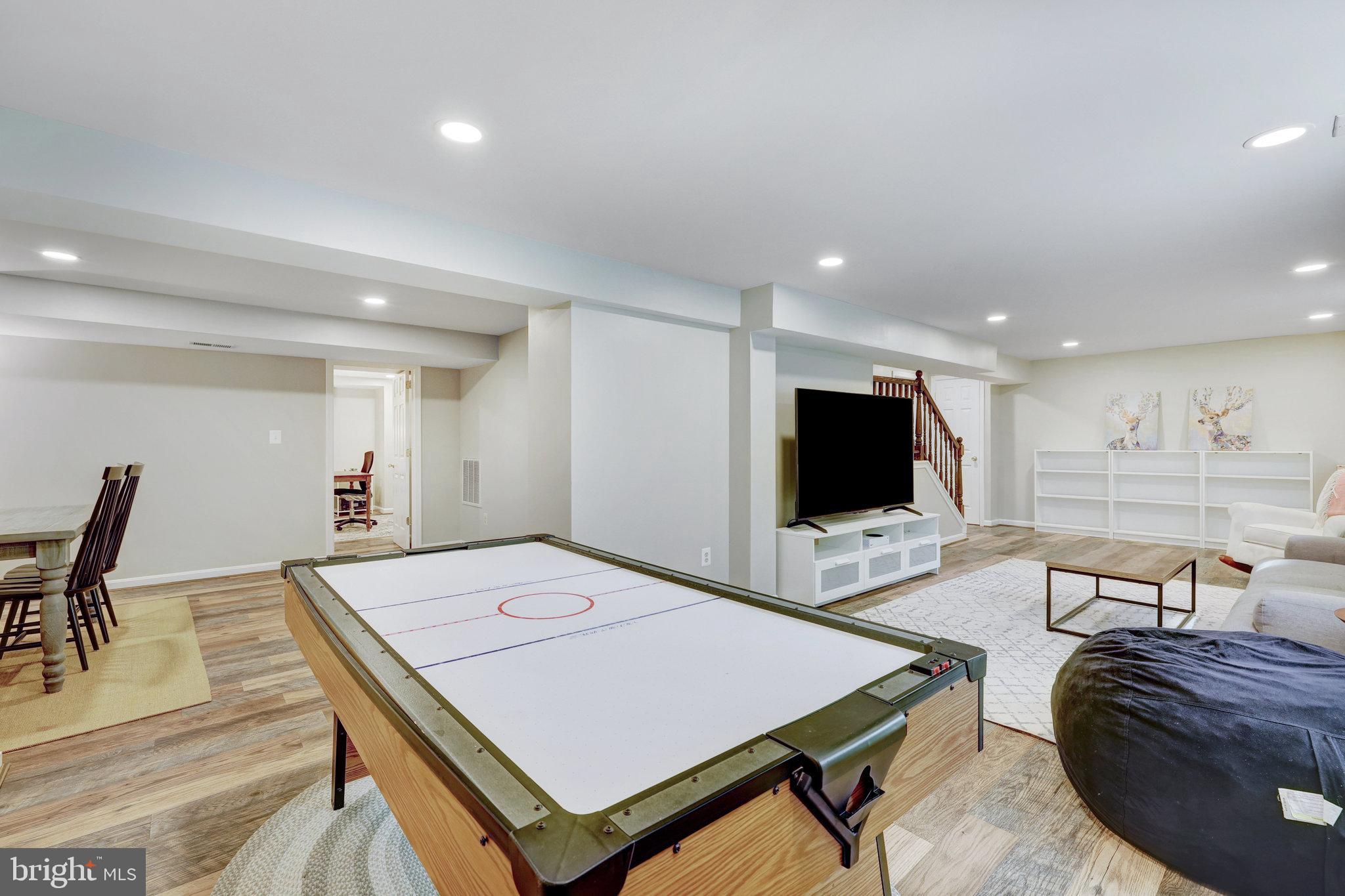 CLARKS CROSSING - Residential