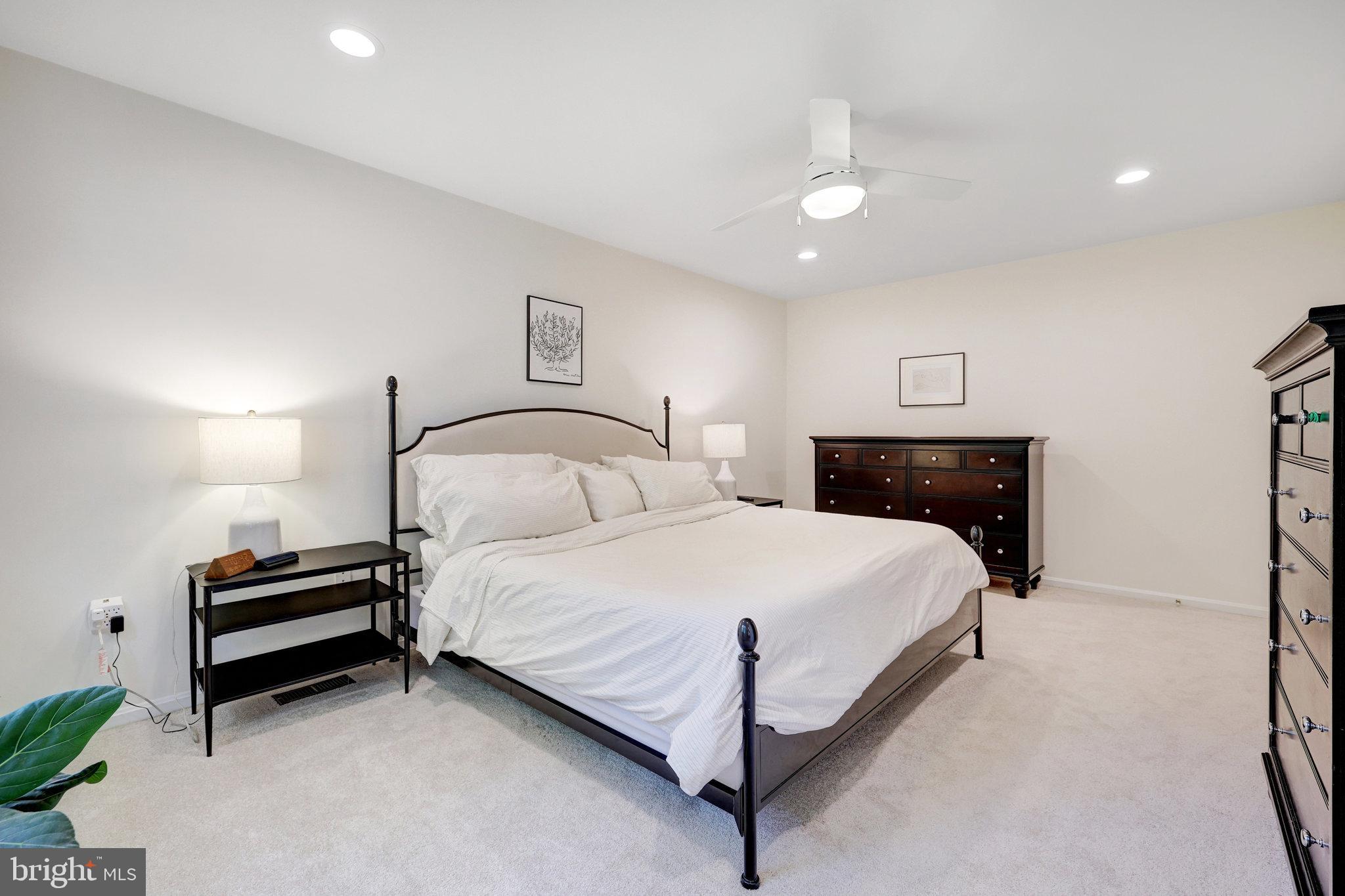 CLARKS CROSSING - Residential