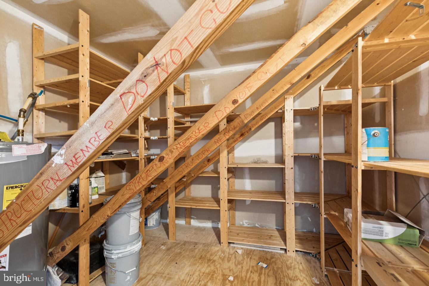 VISTAS AT LAKE ARBOR - Residential Lease