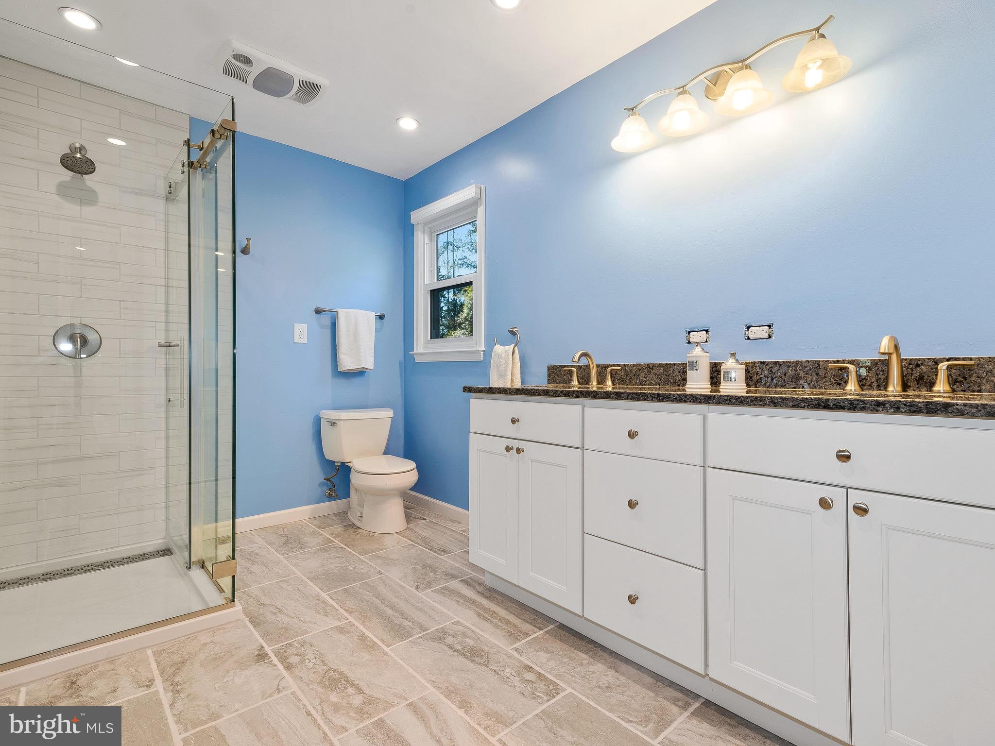 CHESTNUT HILL ESTATES - Residential