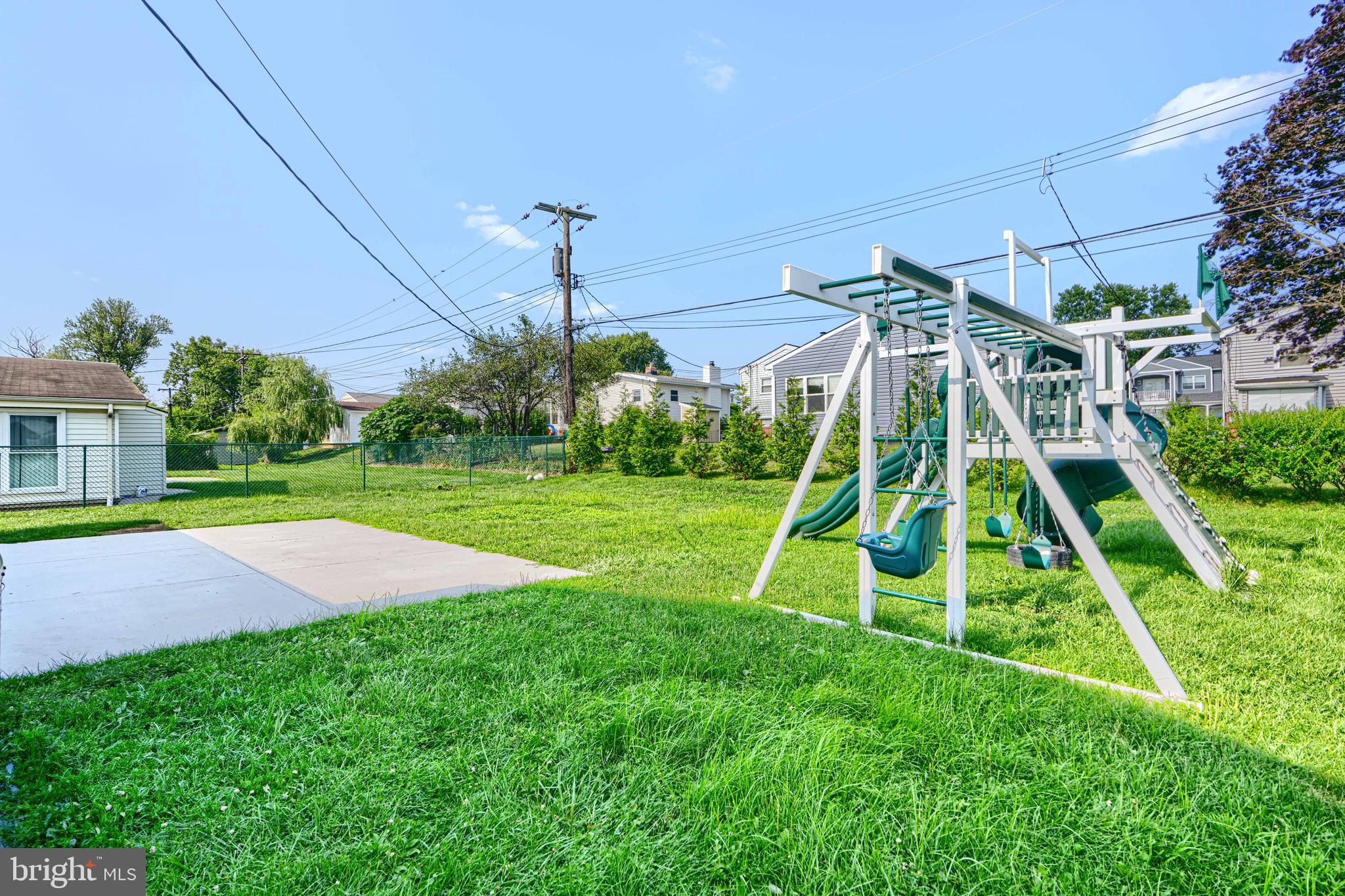 VALLEY STREAM - Residential