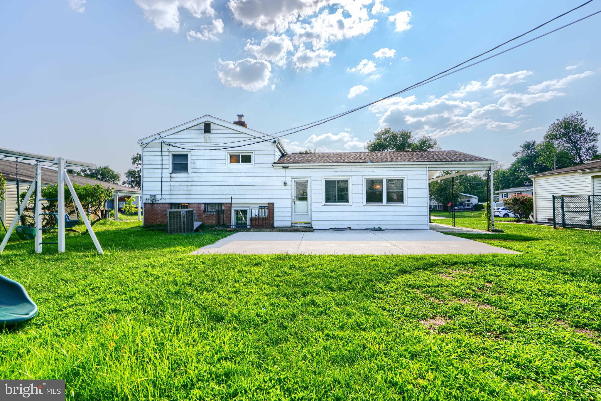 VALLEY STREAM - Residential
