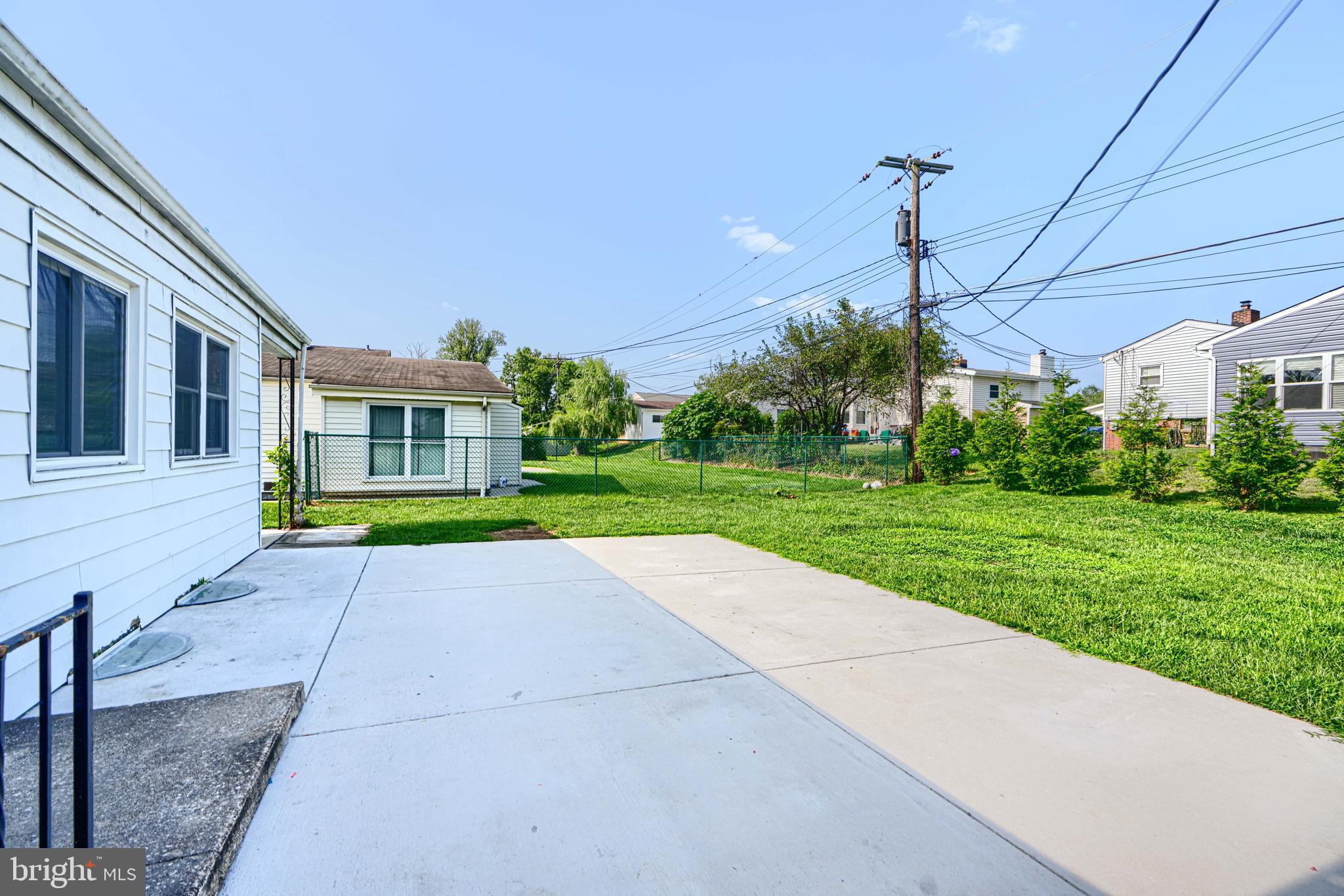 VALLEY STREAM - Residential