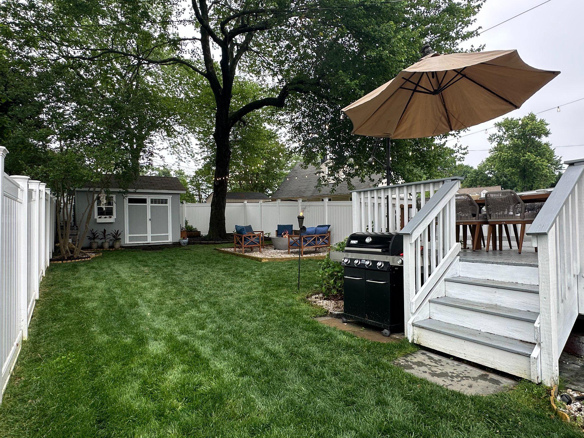2204 DARTMOUTH DRIVE