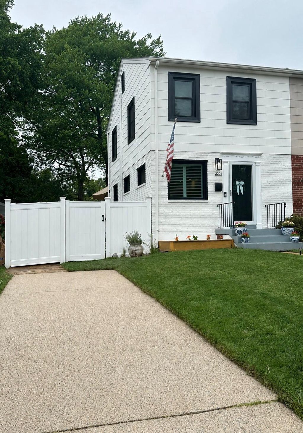 Photo of 2204 Dartmouth Drive, ALEXANDRIA, VA 22307 (MLS # VAFX2315092)