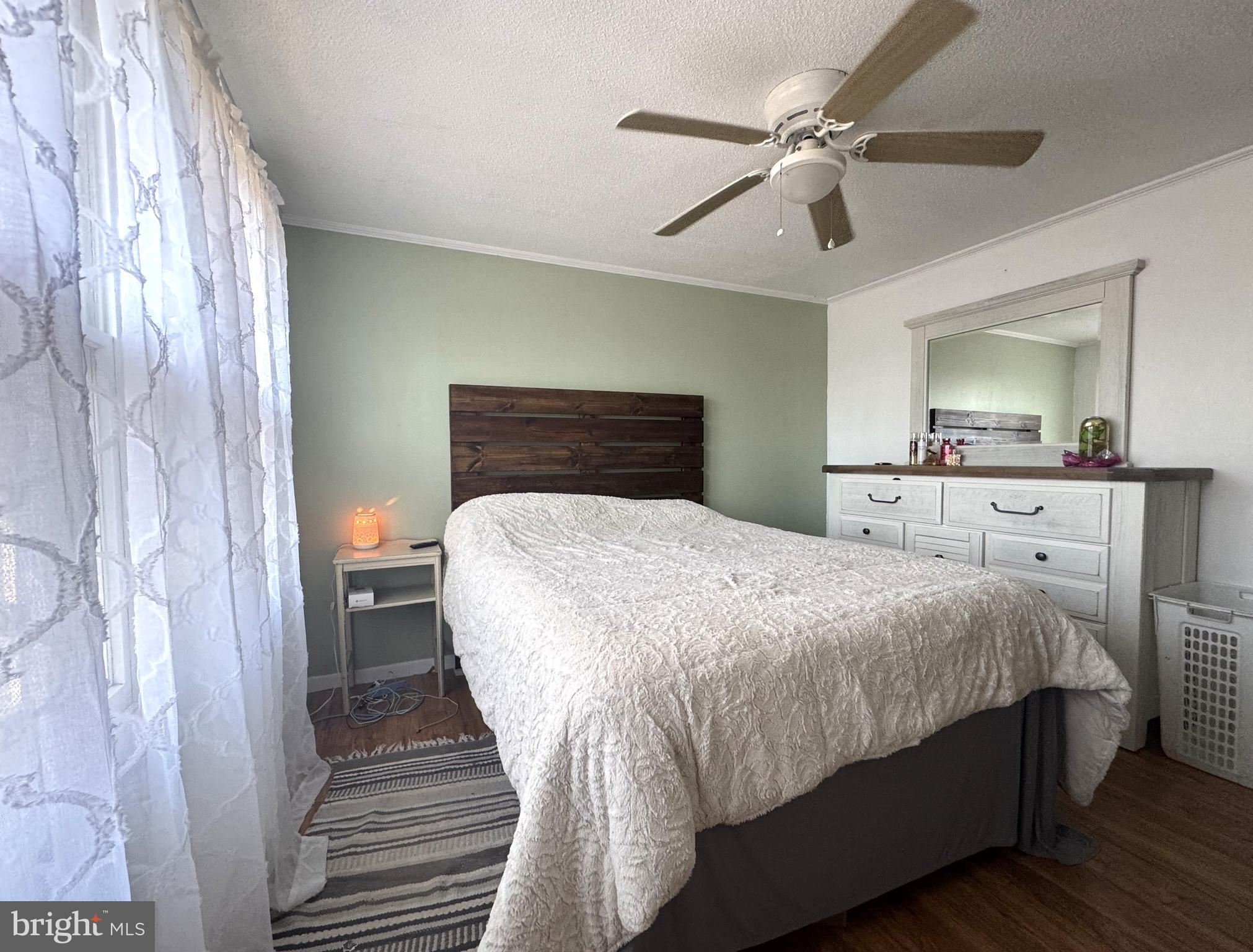 GLENWOOD FOREST - Residential