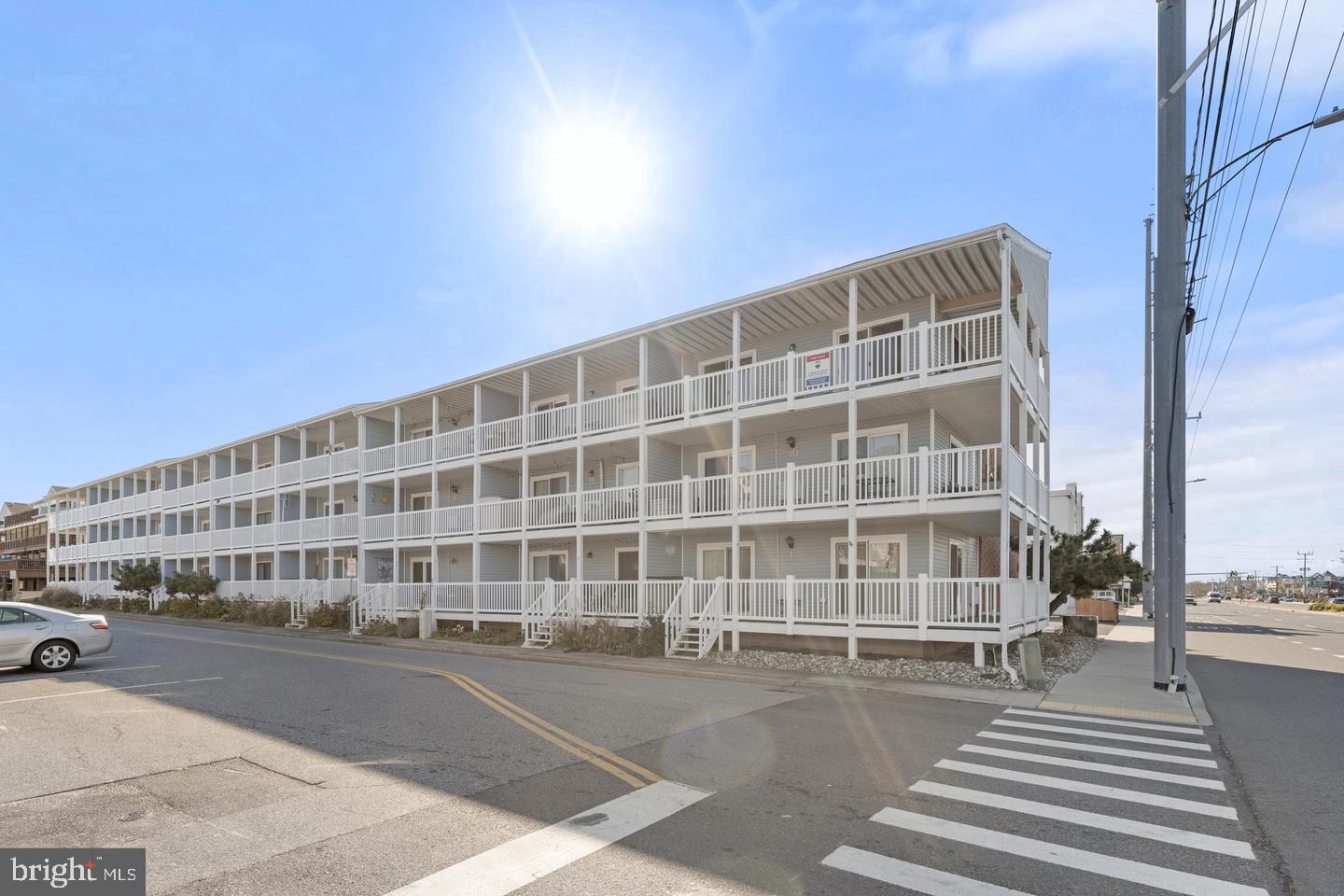17 72ND STREET 3 SEAWAY