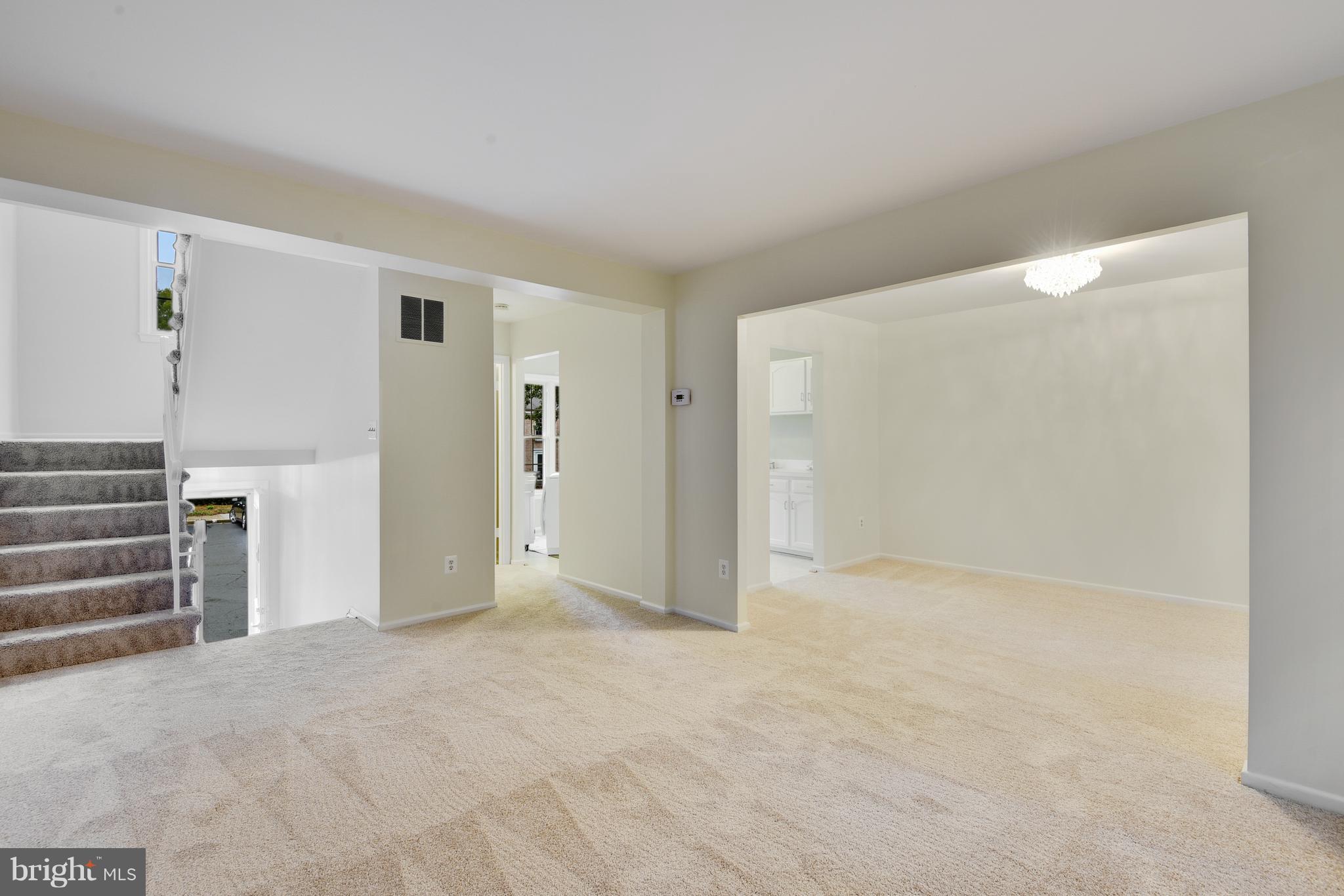 LAKE BRADDOCK - Residential