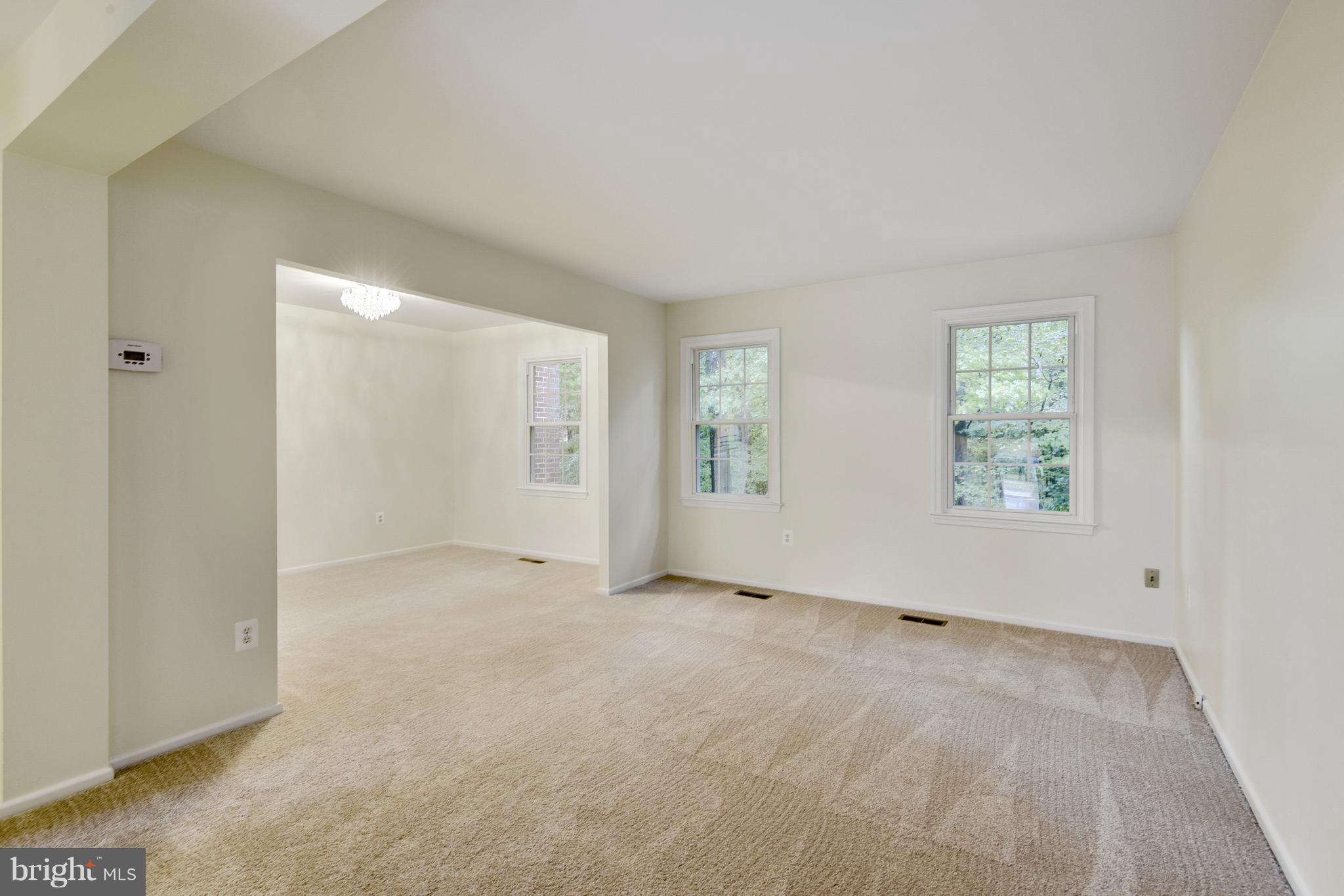 LAKE BRADDOCK - Residential